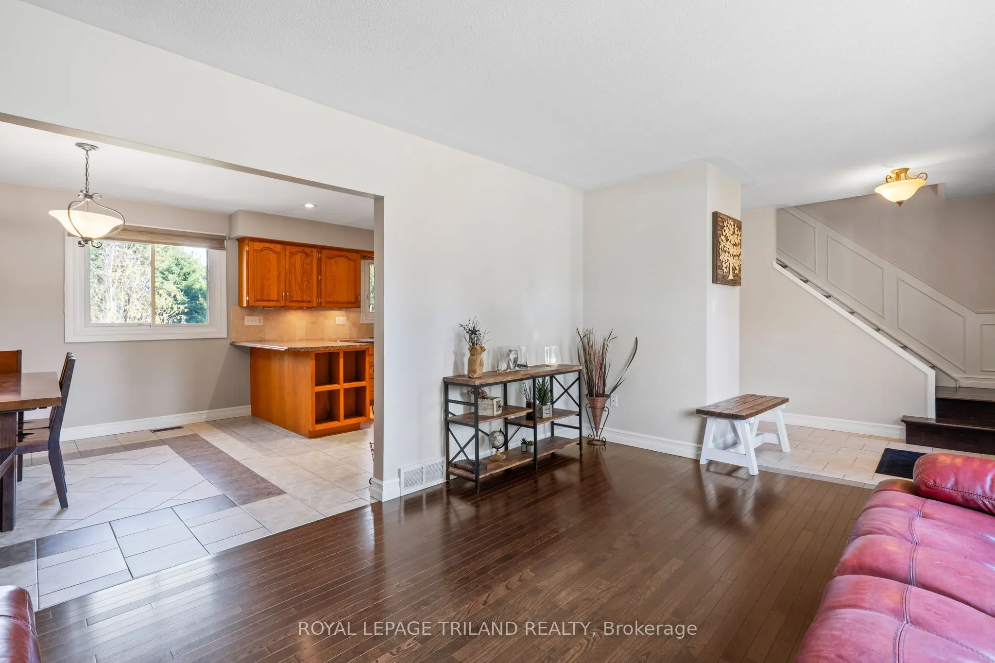 368 Kenmore Place