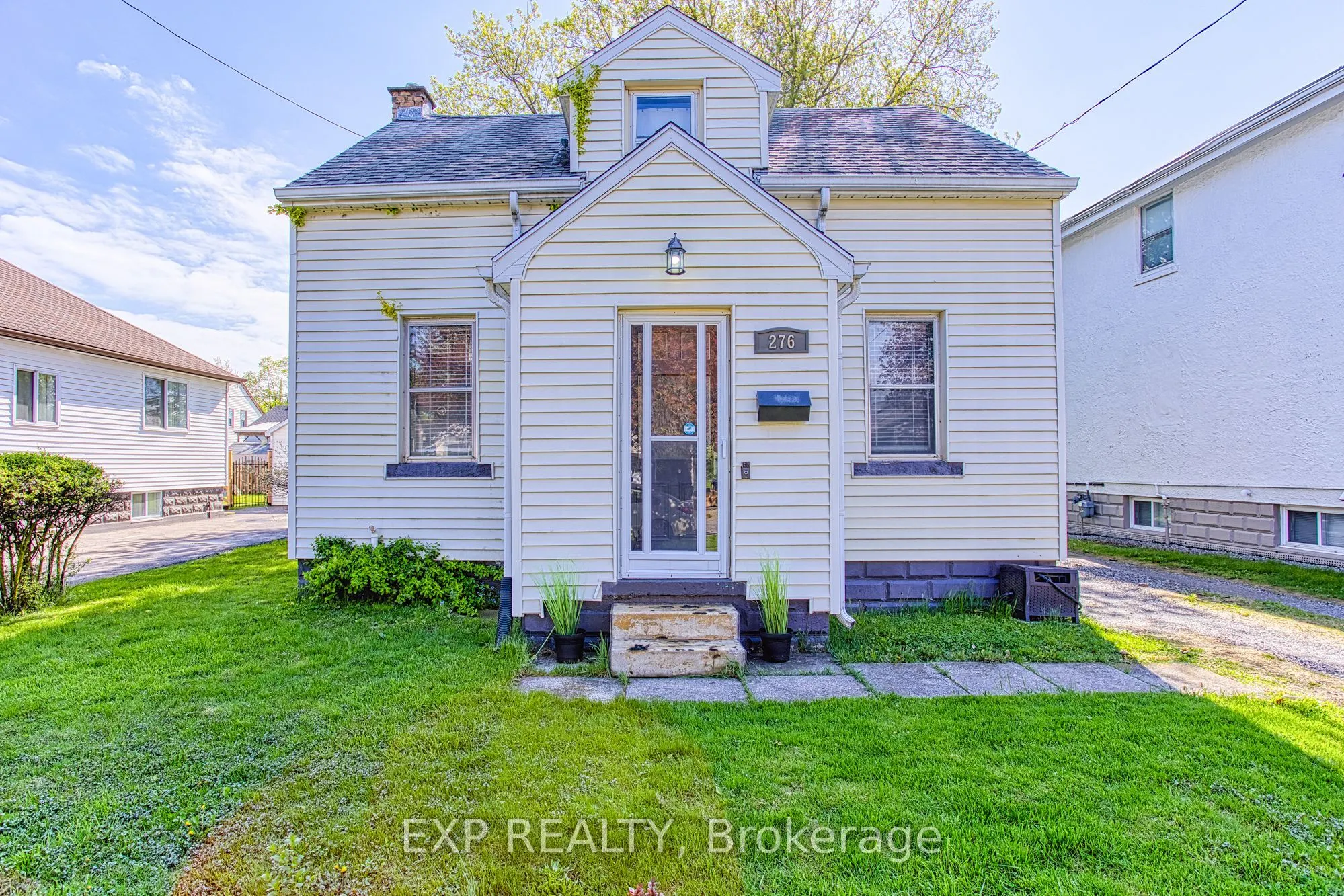 276 Mcalpine Avenue S