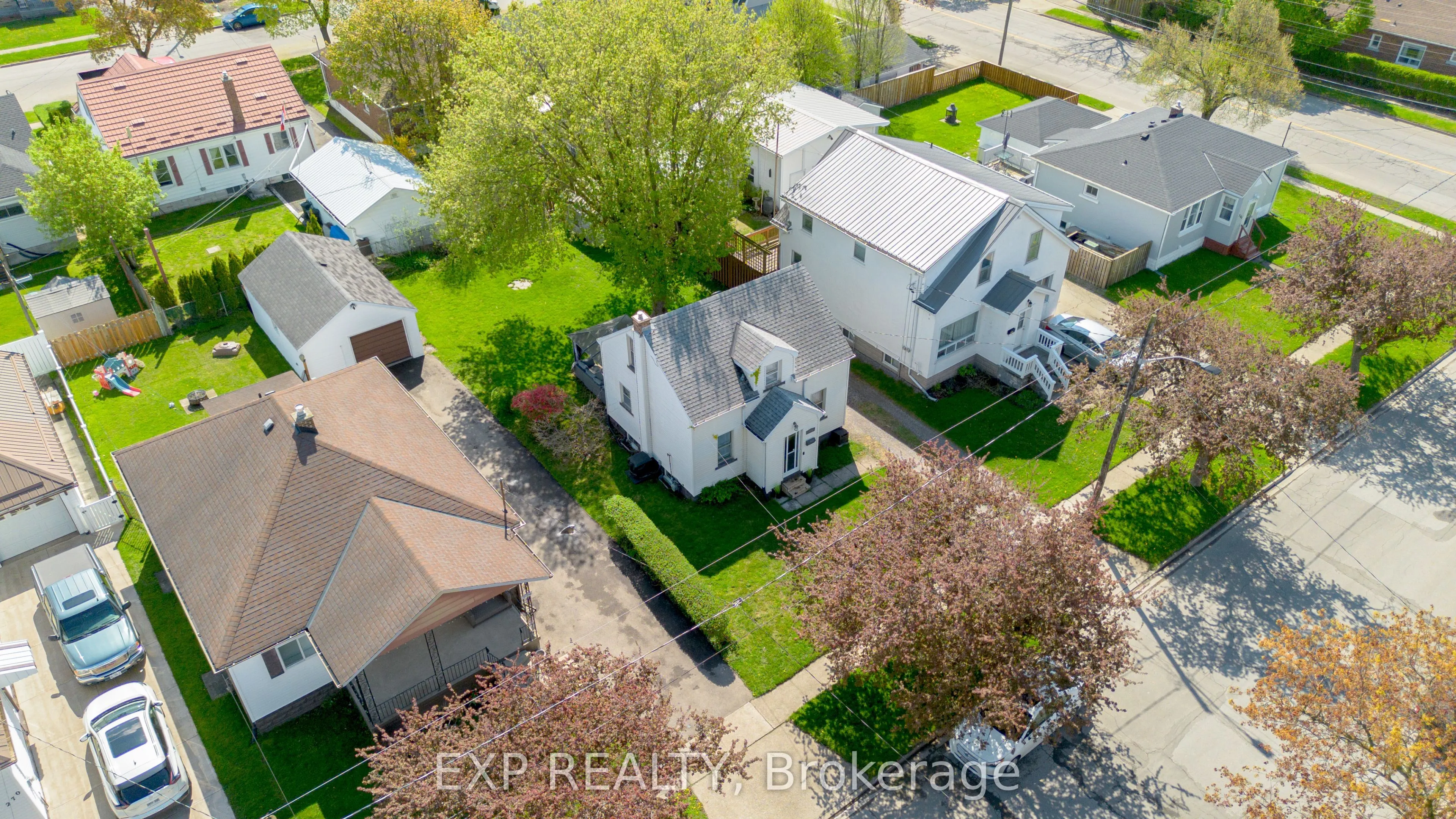 276 Mcalpine Avenue S