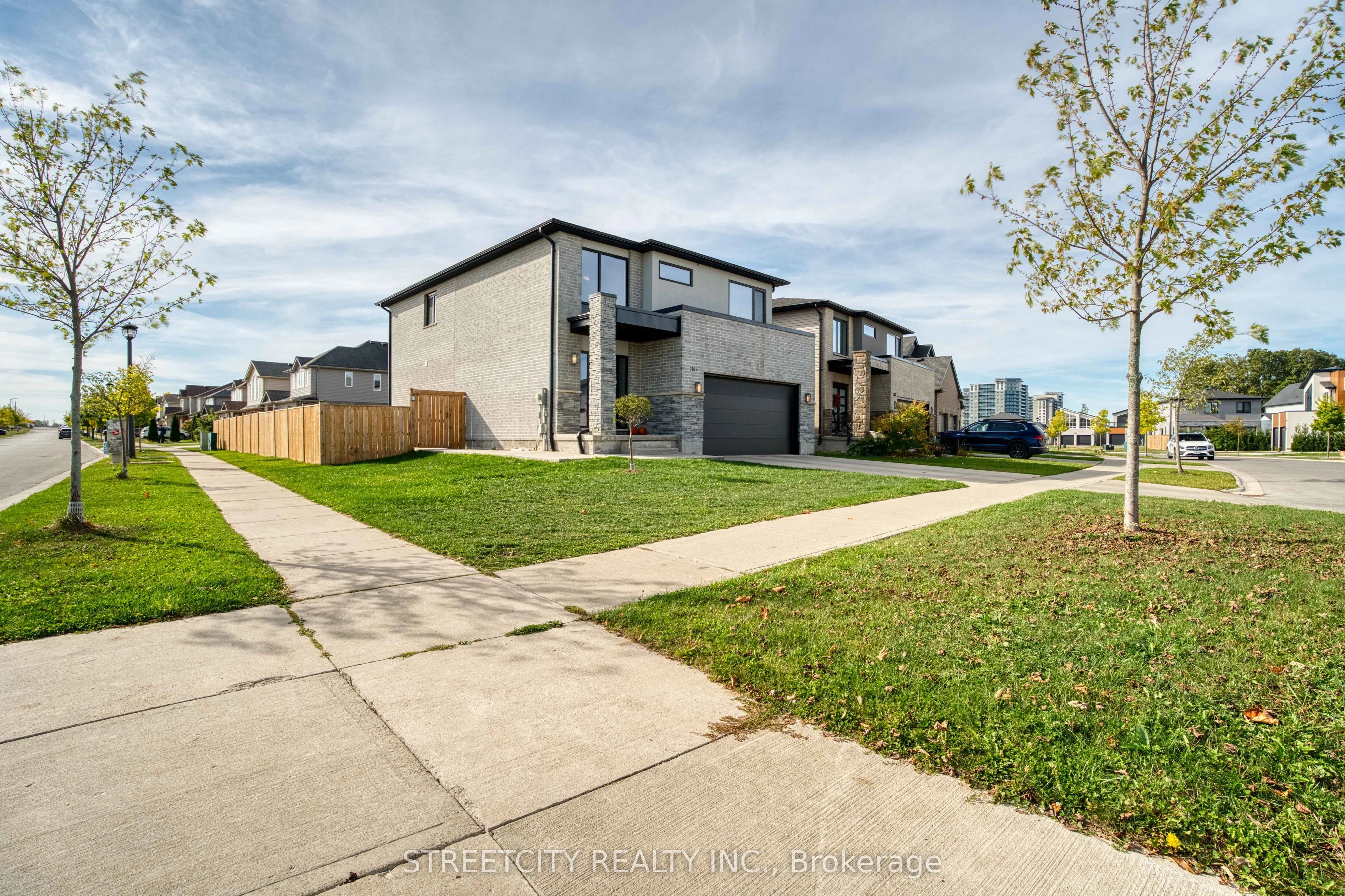 2167 WATEROAK Drive