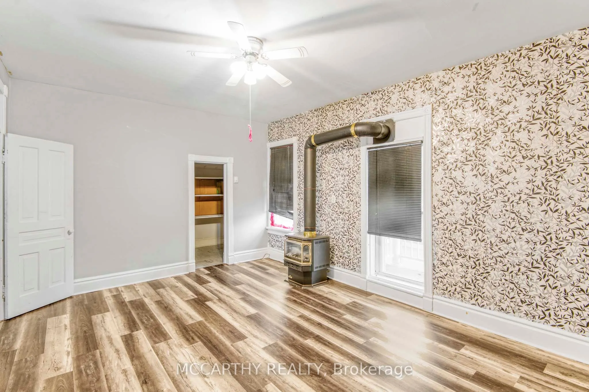 191 Main Street E