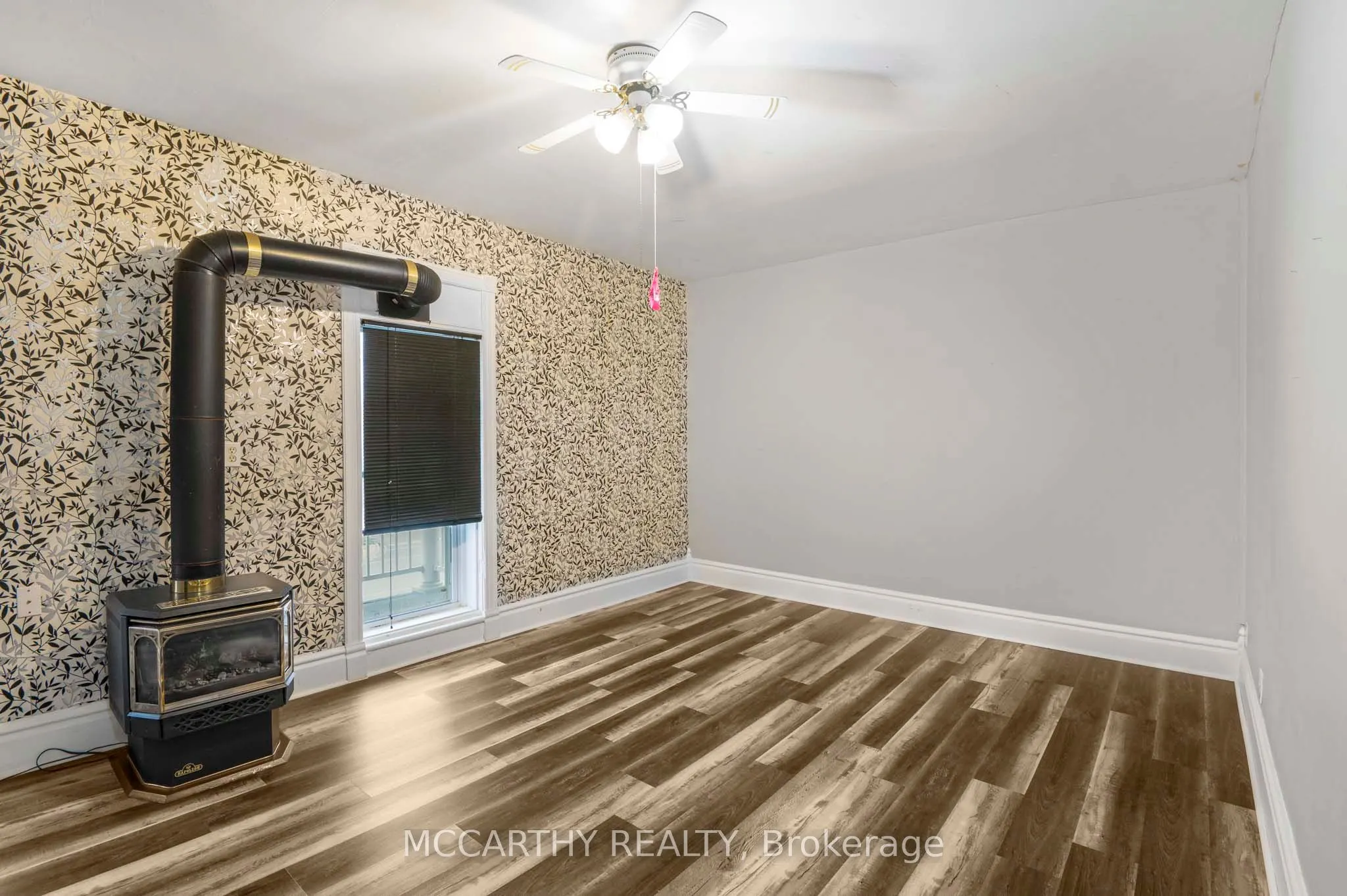 191 Main Street E