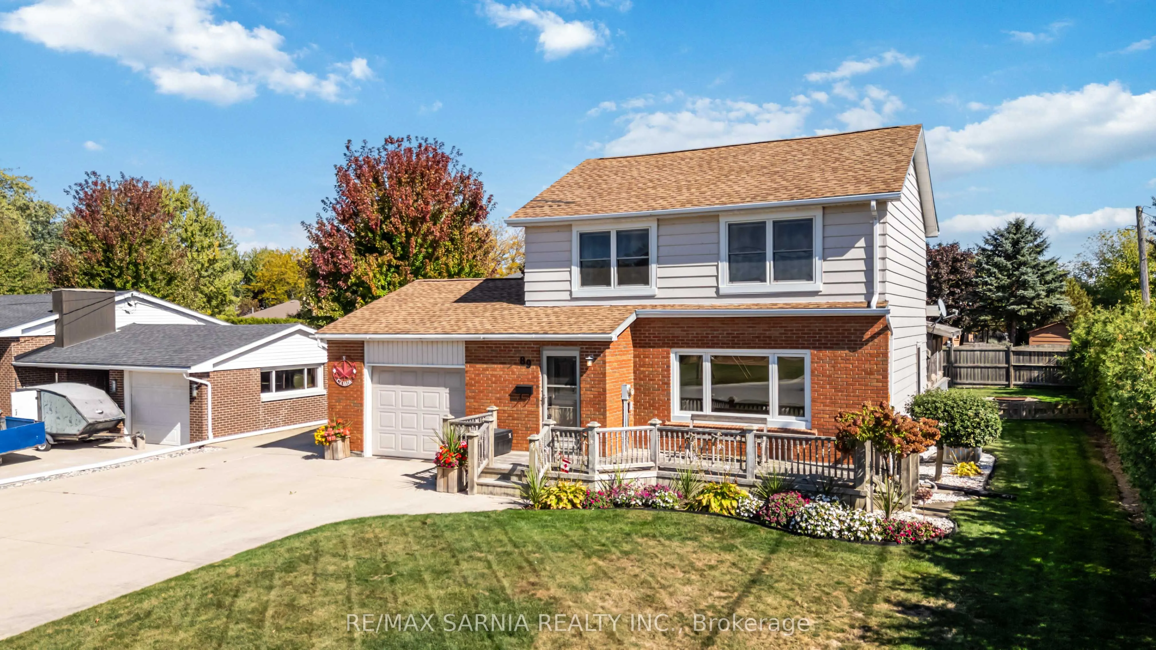 89 MACNAB Street