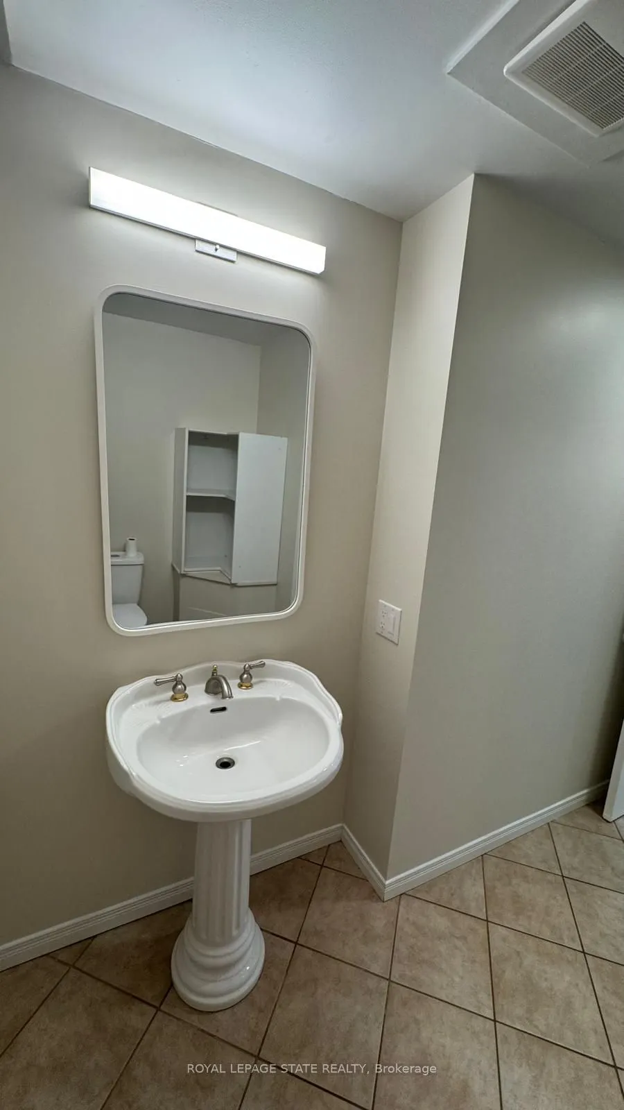 59 Bridgeport Crescent, #Bsmt