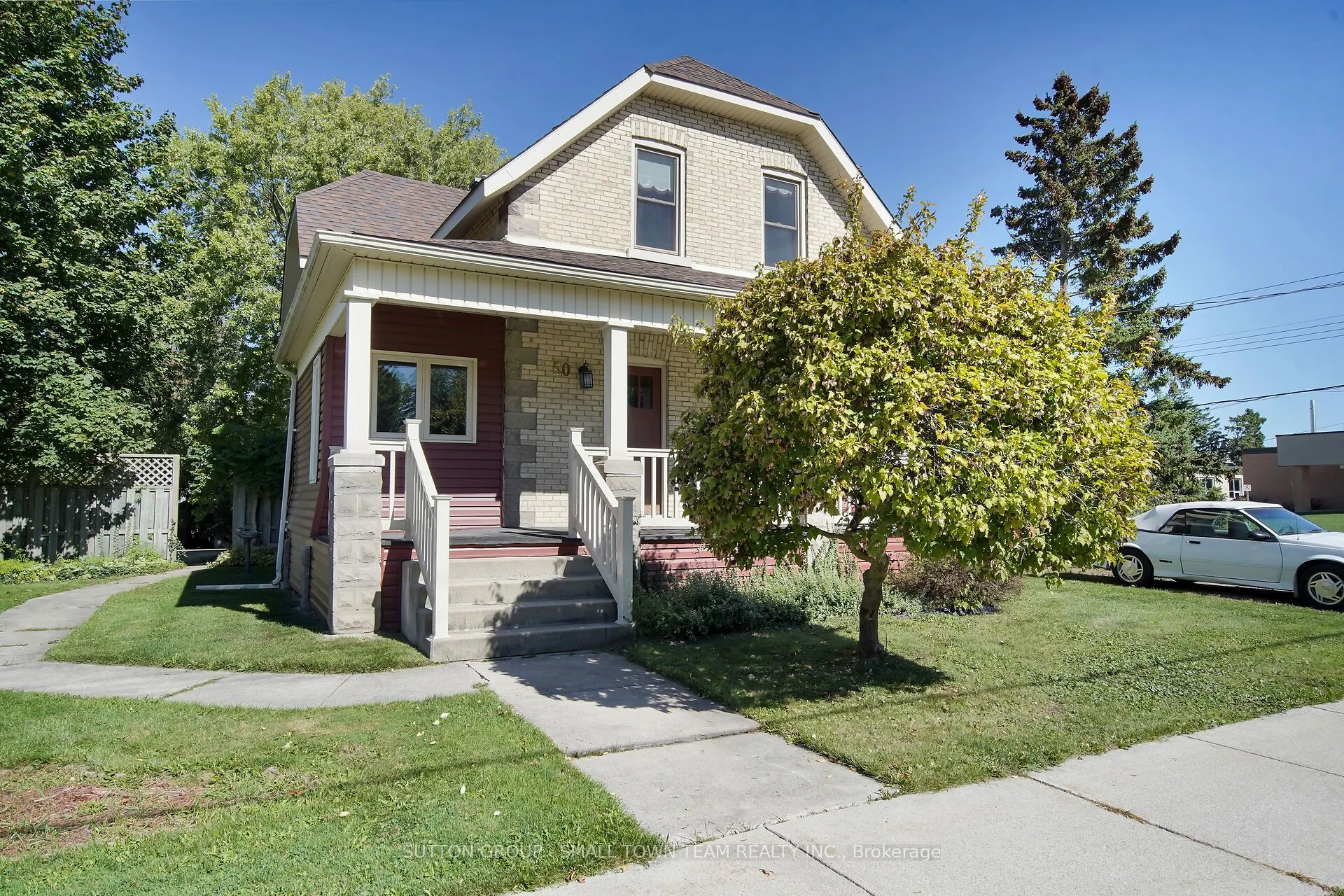 50 Huron Street W