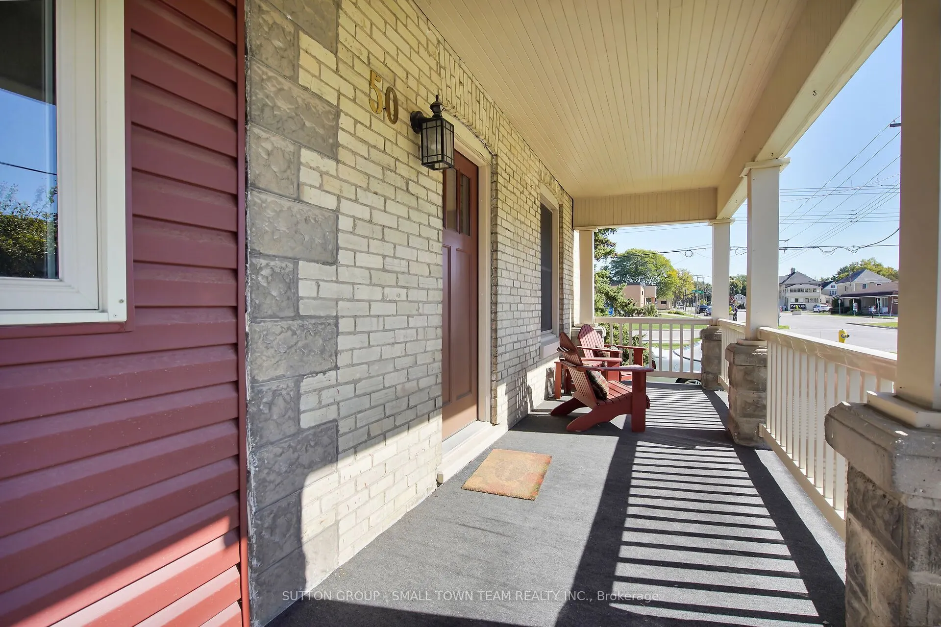 50 Huron Street W