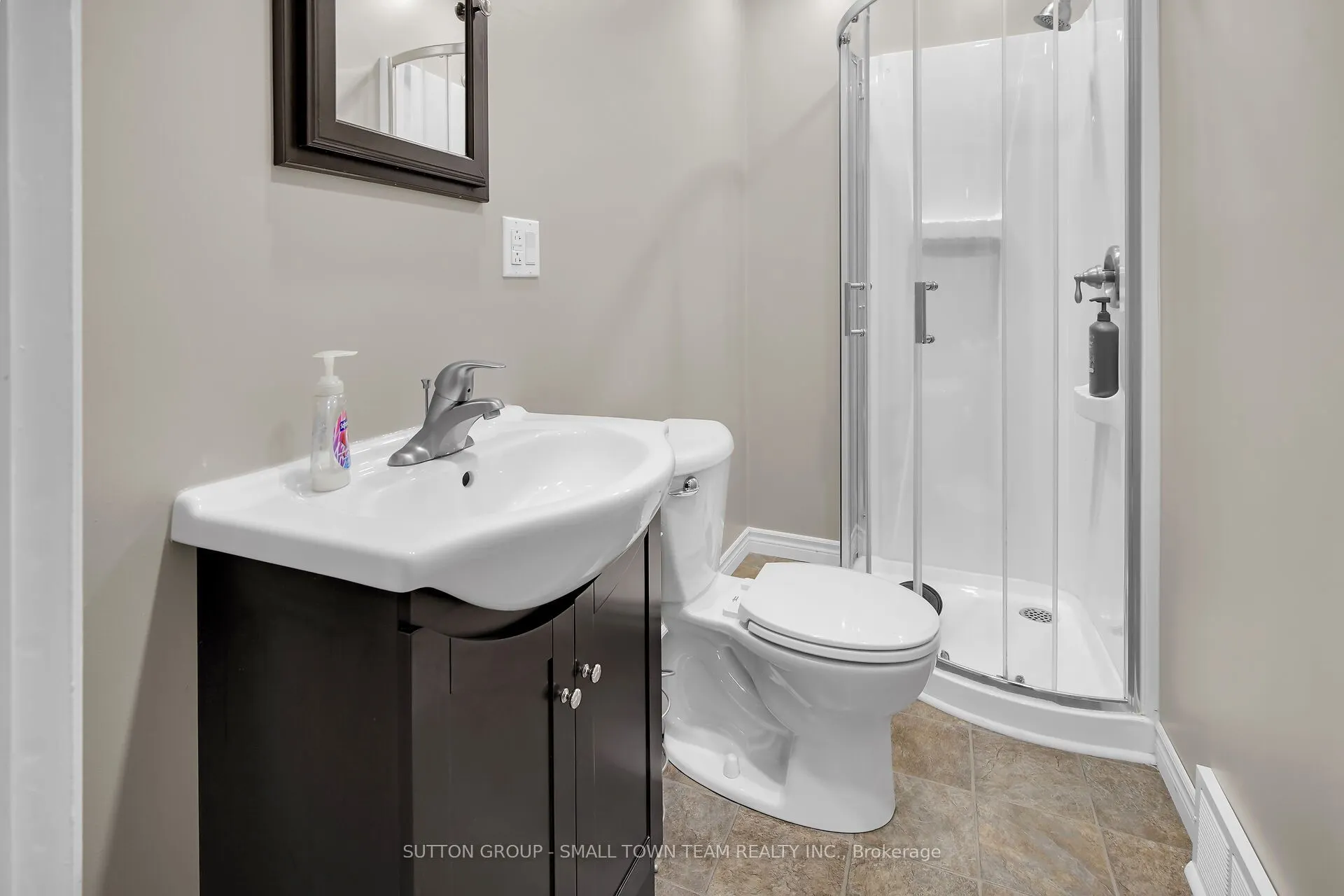 50 Huron Street W