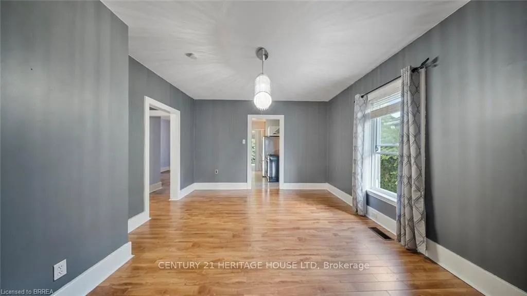 35 Salisbury Avenue