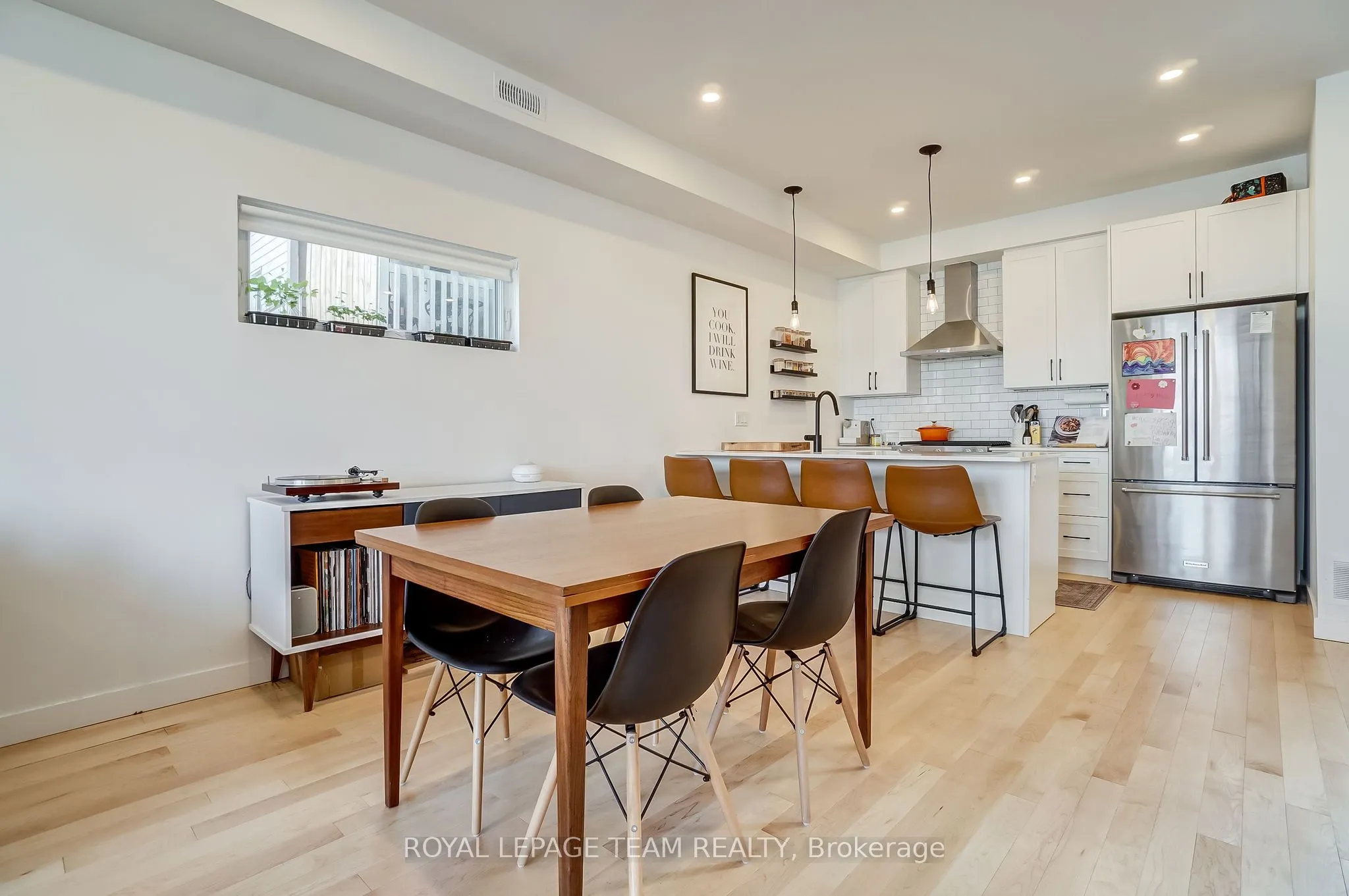 125 CARRUTHERS Avenue