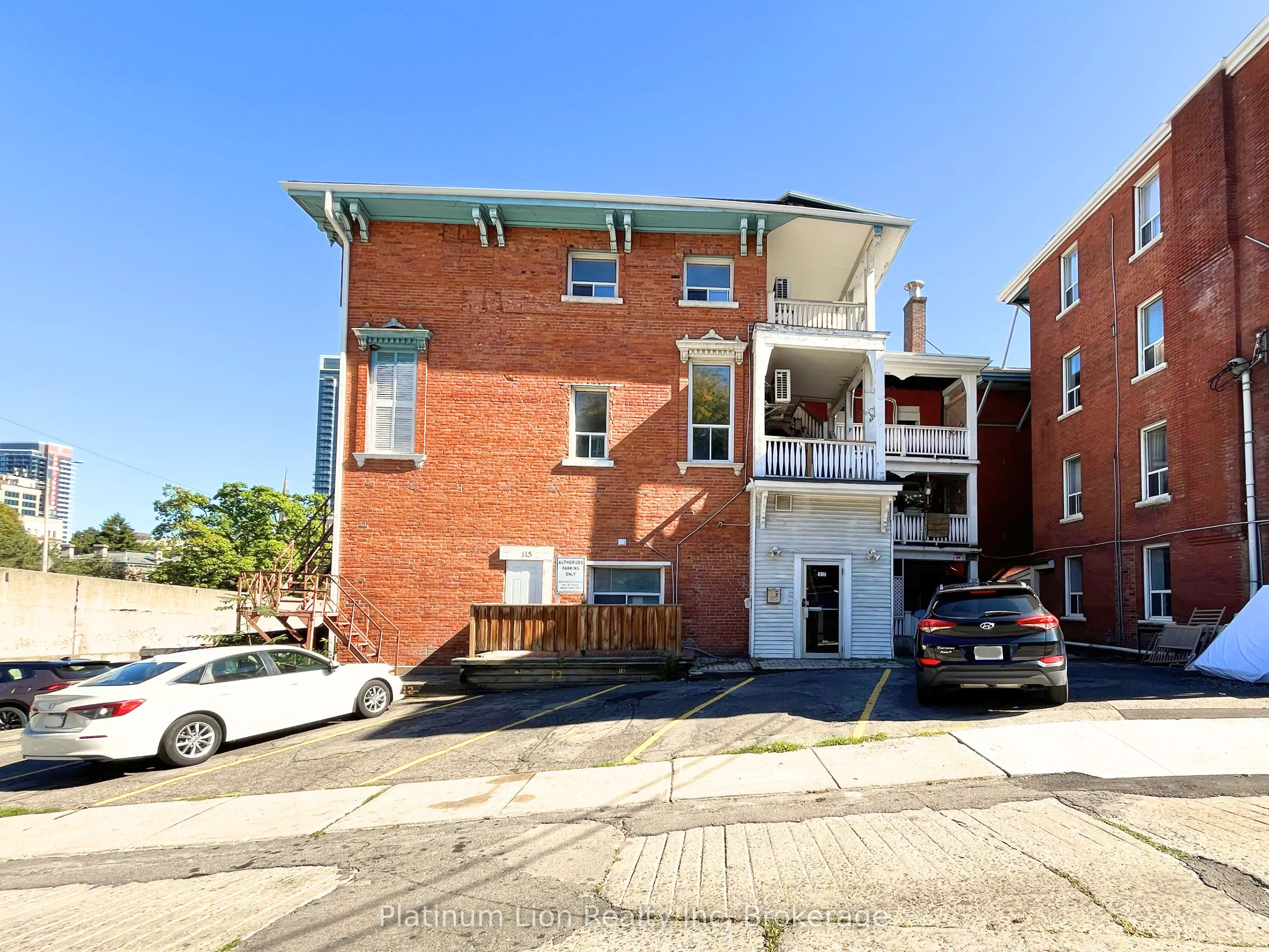 117 Park Street S, #7