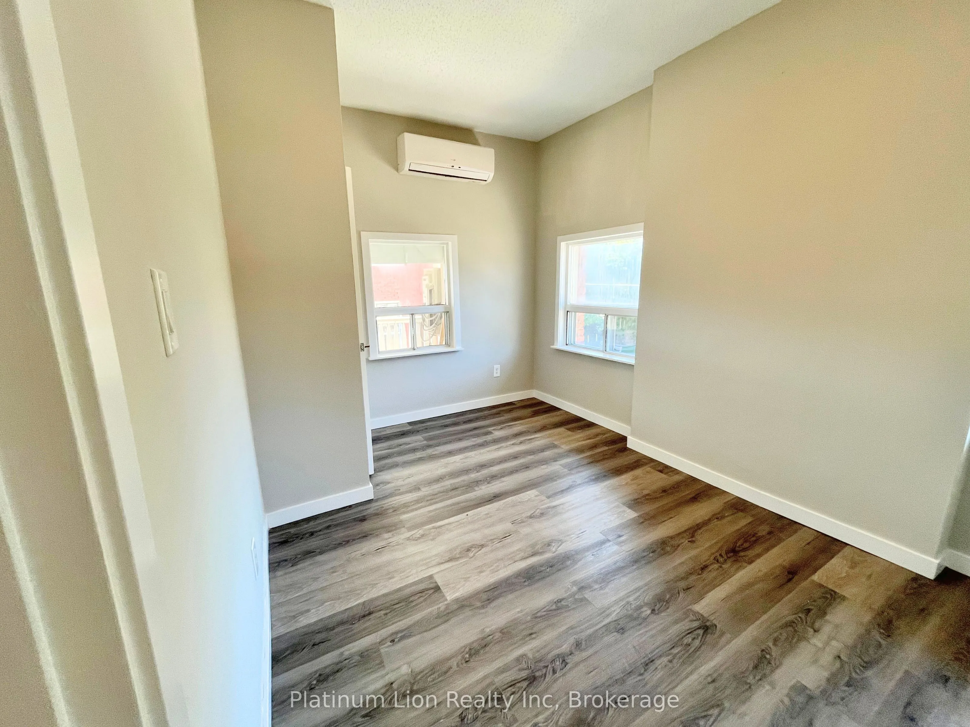 117 Park Street S, #7