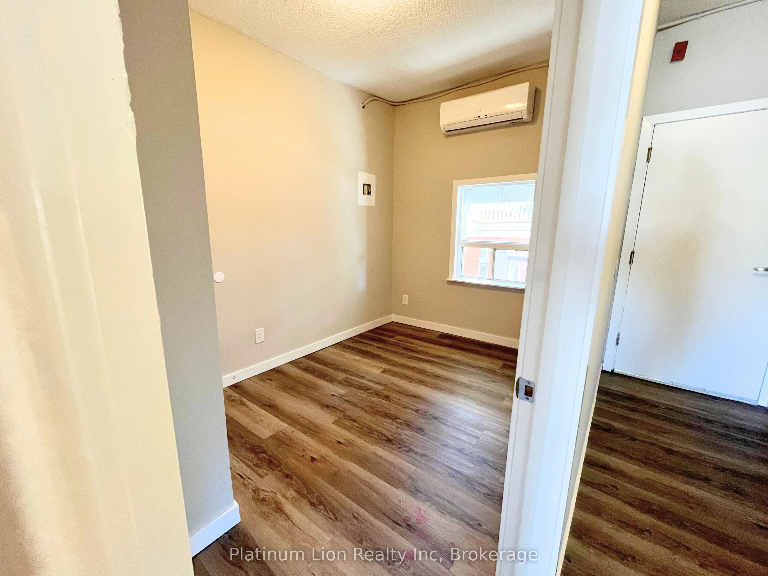 117 Park Street S, #7