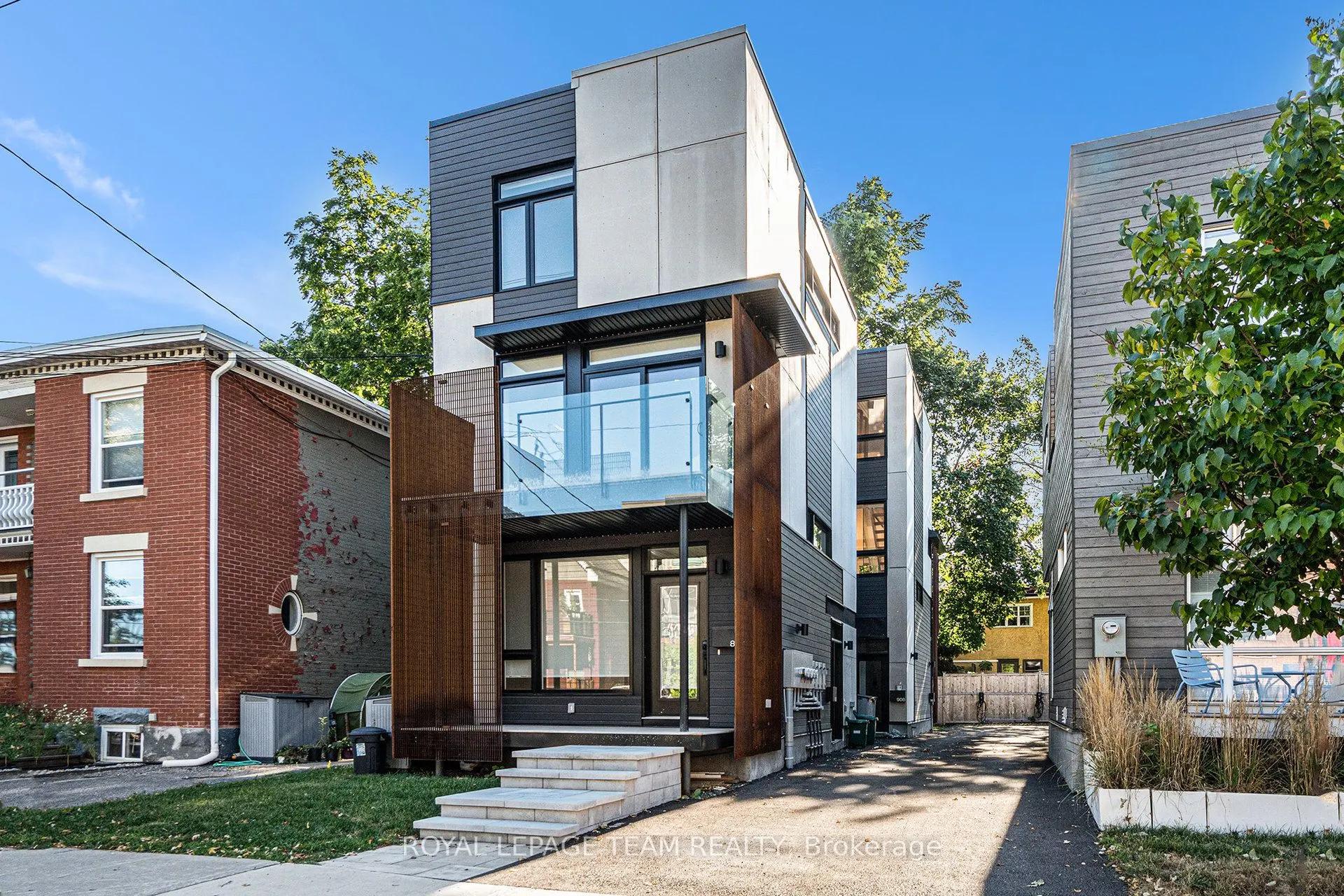 90 HAMILTON Avenue N, #B
