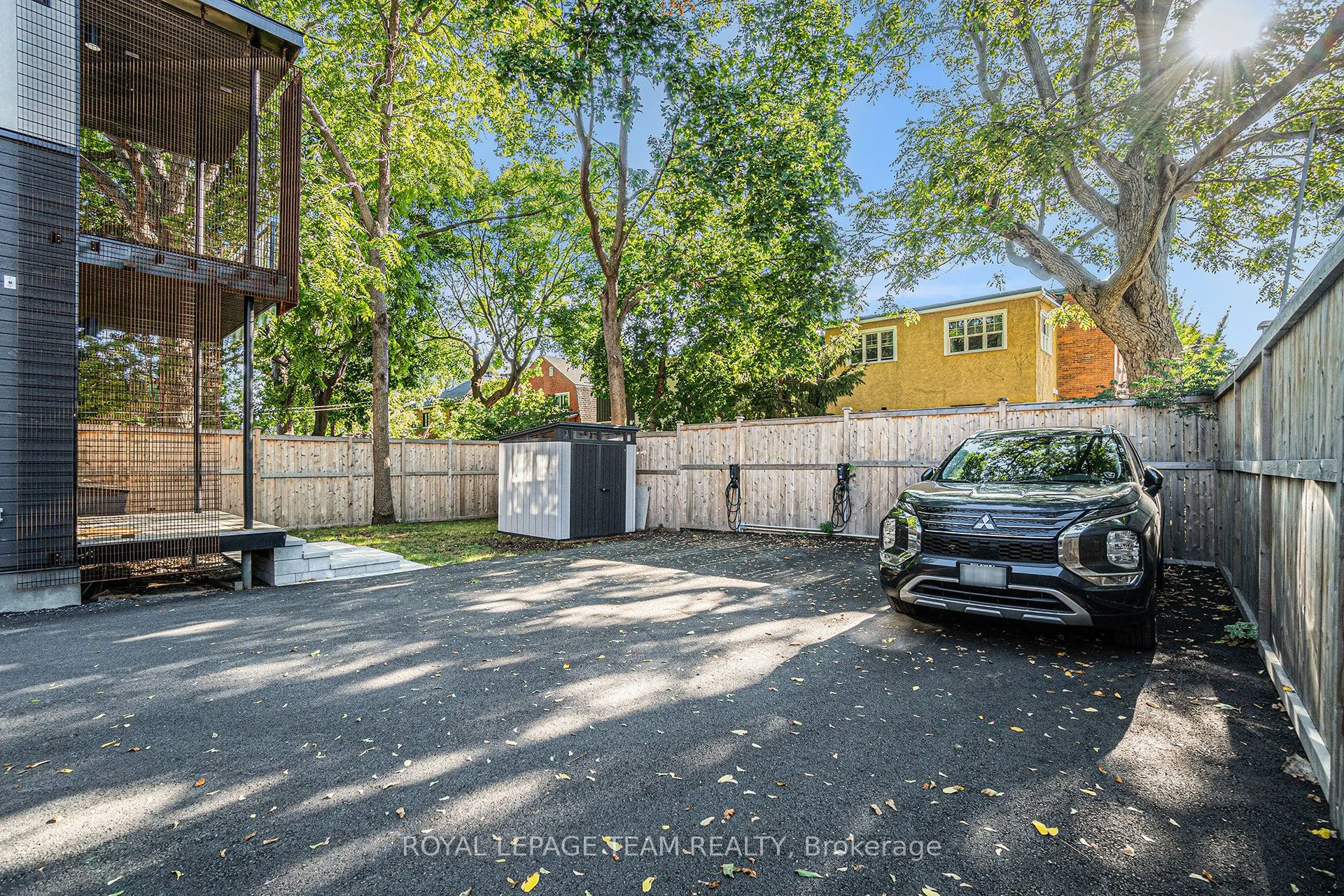 90 HAMILTON Avenue N, #B