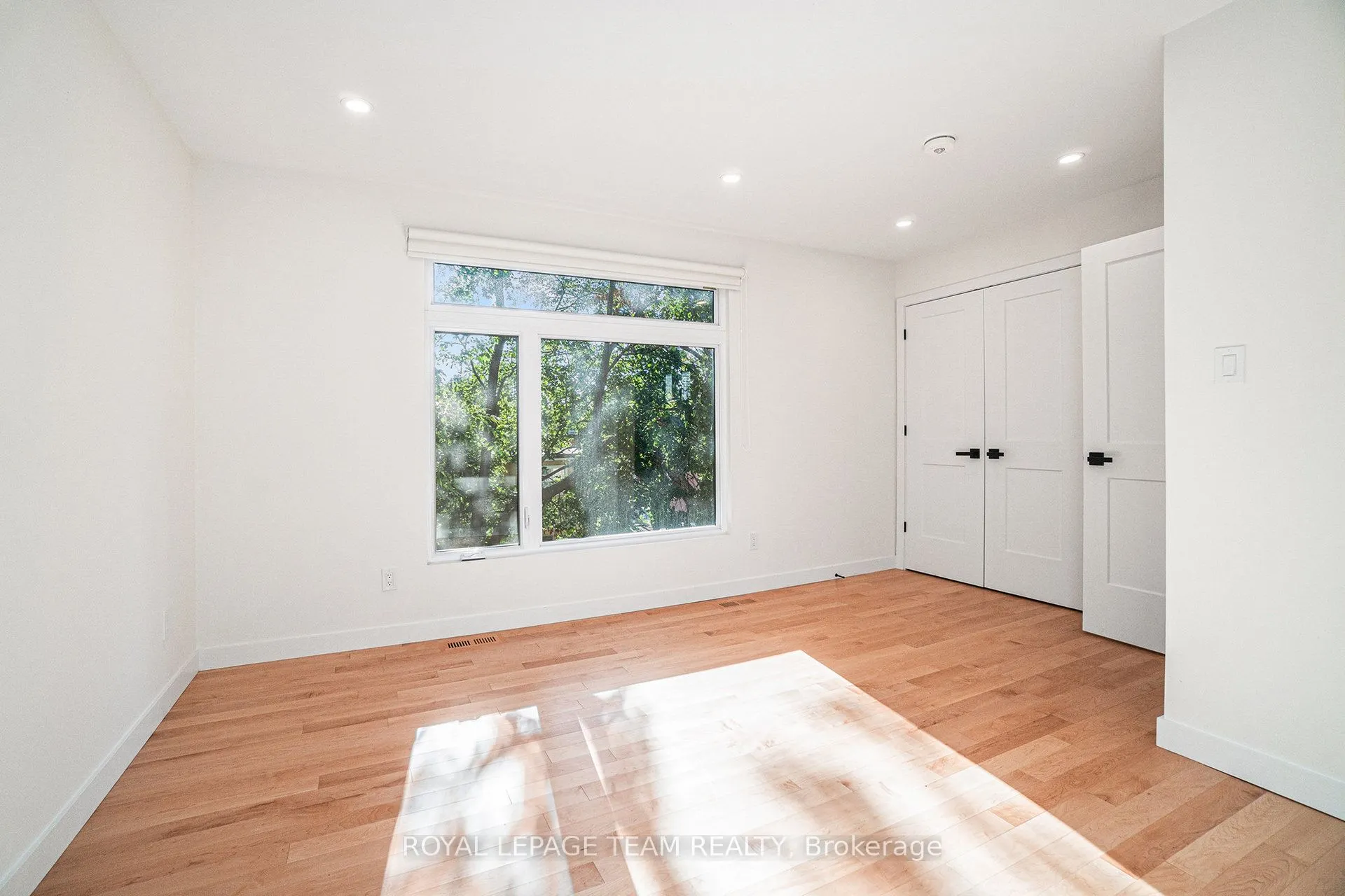90 HAMILTON Avenue N, #B