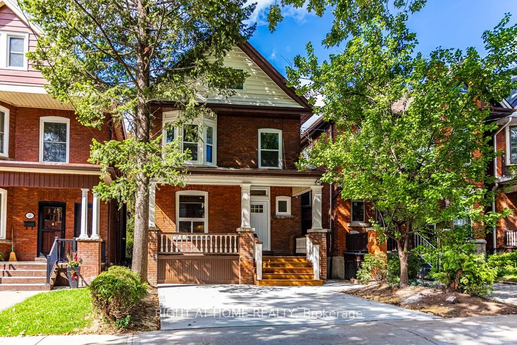24 Strathcona Avenue S