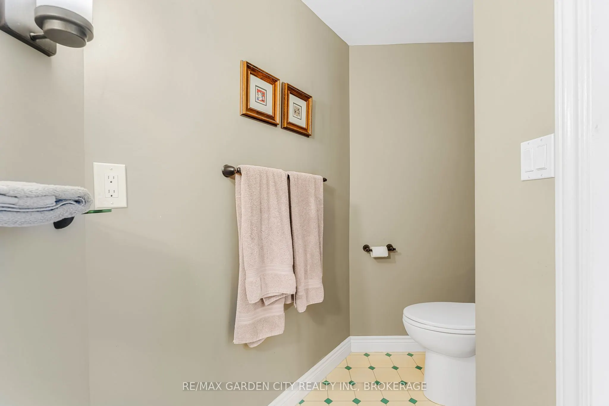 14 Peachtree Parkway