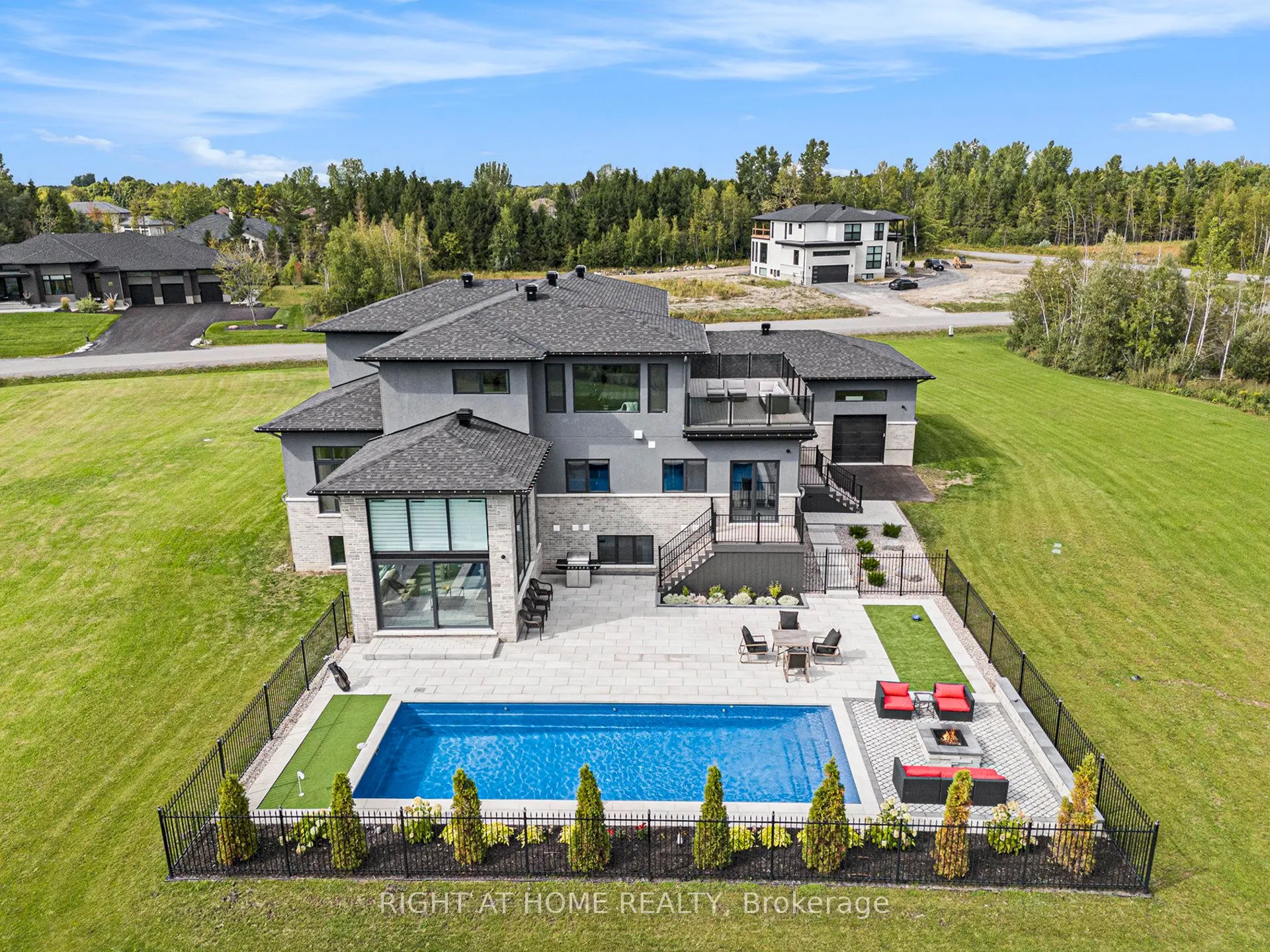 5046 Green Links Way