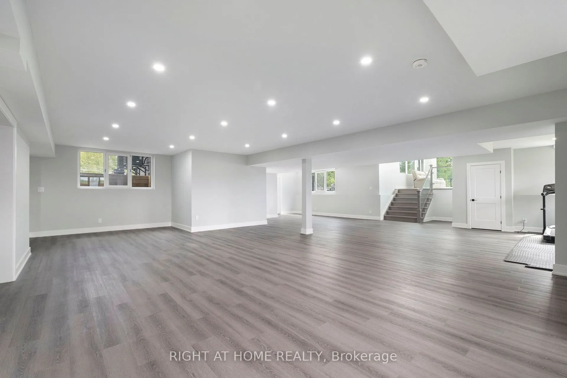 5046 Green Links Way