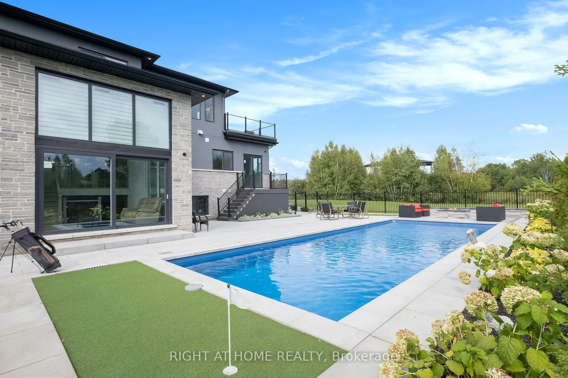 5046 Green Links Way