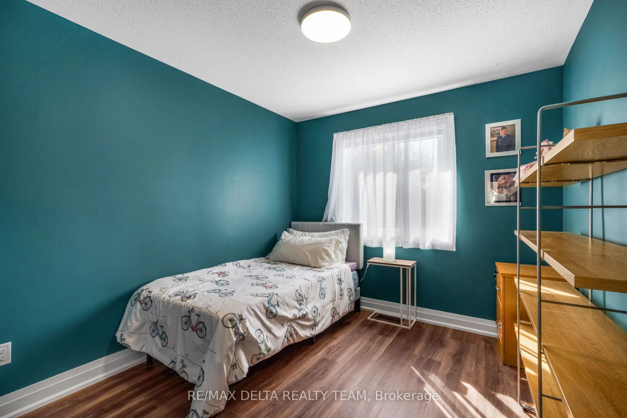 18 LONGSHIRE Circle