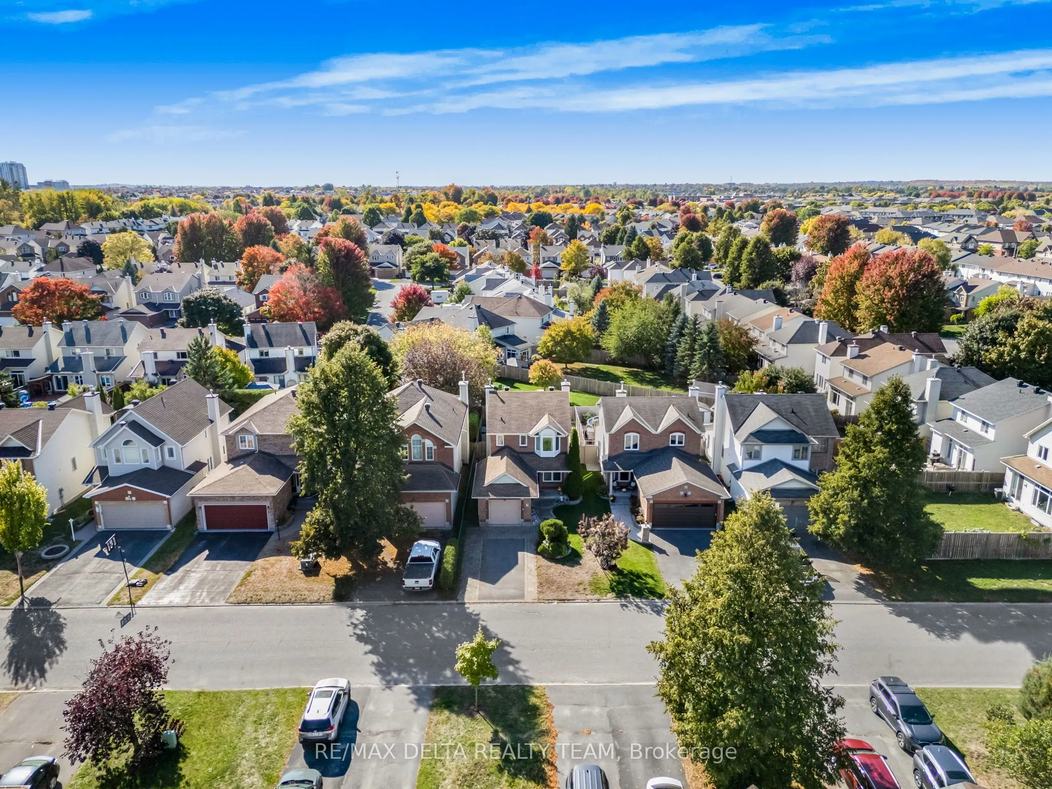 18 LONGSHIRE Circle