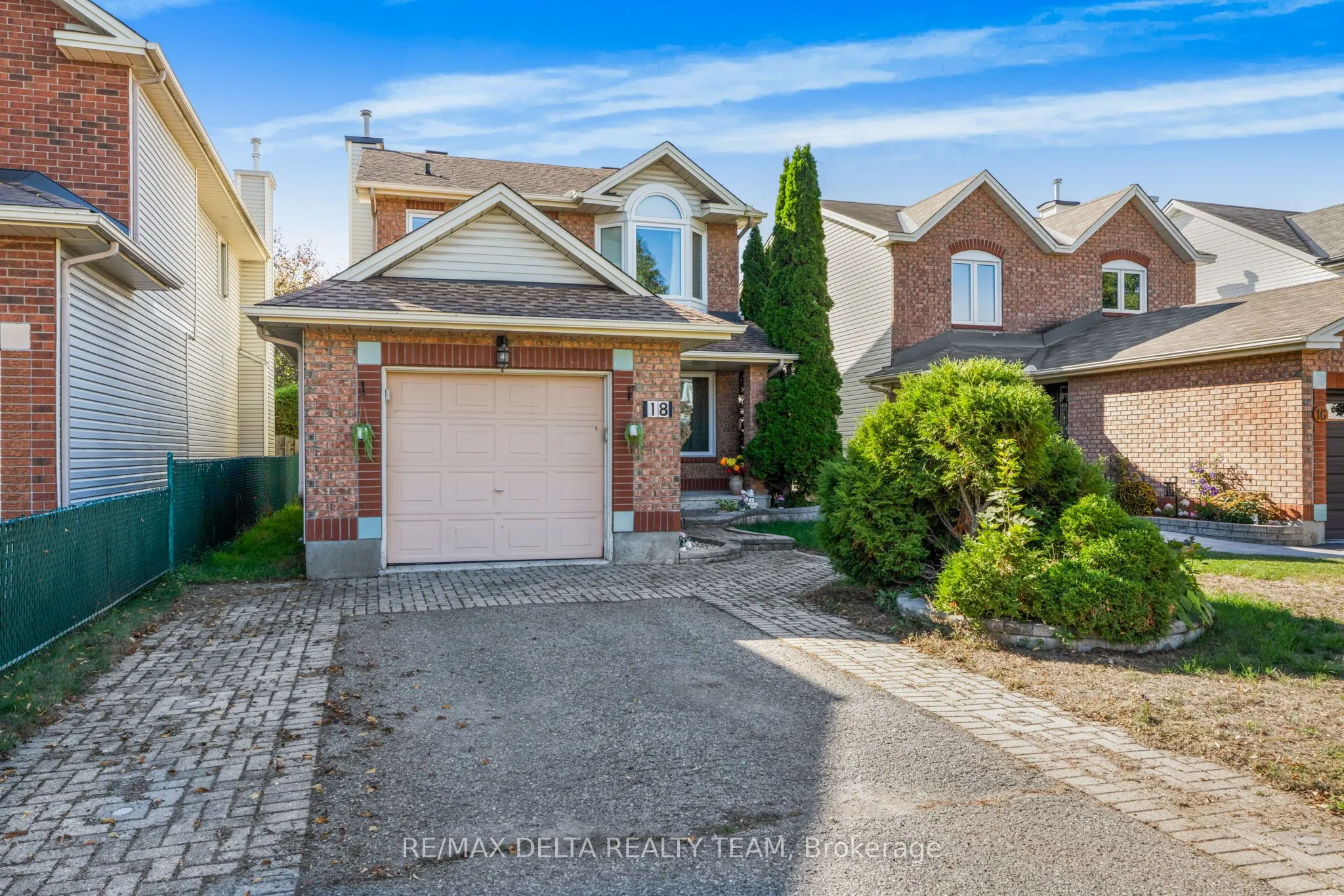 18 LONGSHIRE Circle