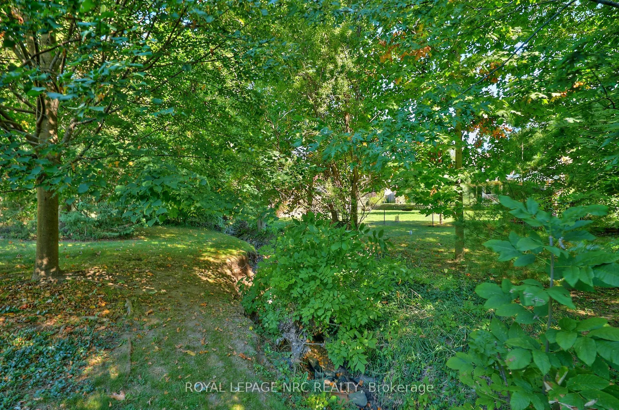 8 La Salle Drive