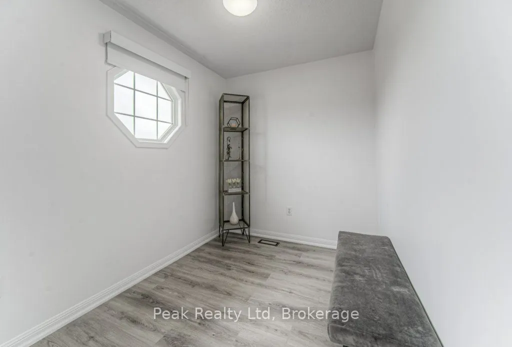 583 Windflower Crescent
