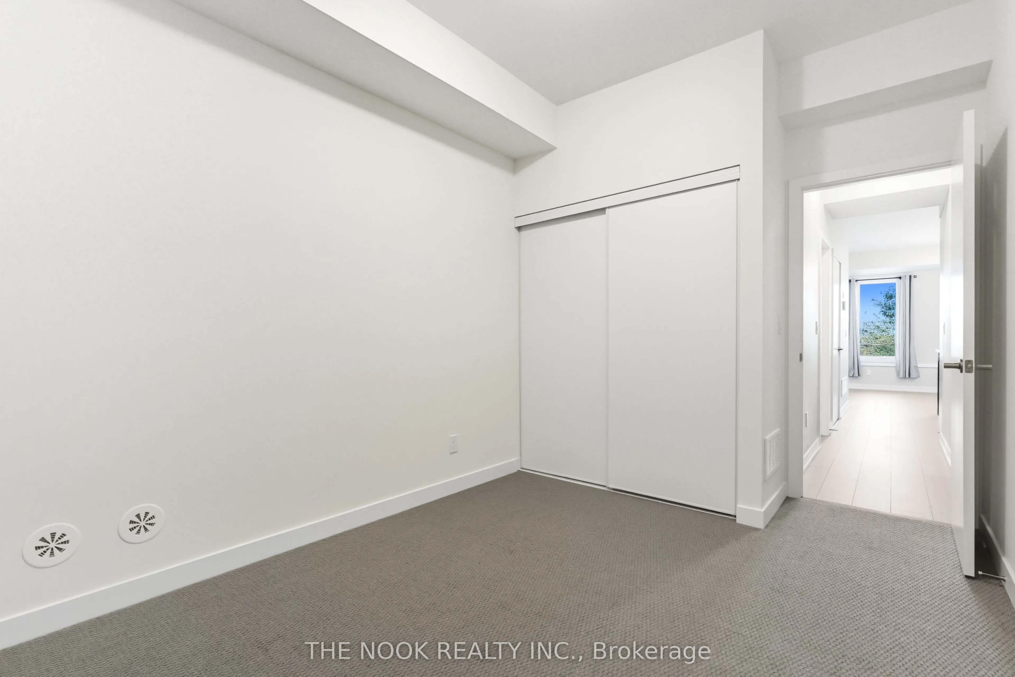 160 Densmore Road, #601