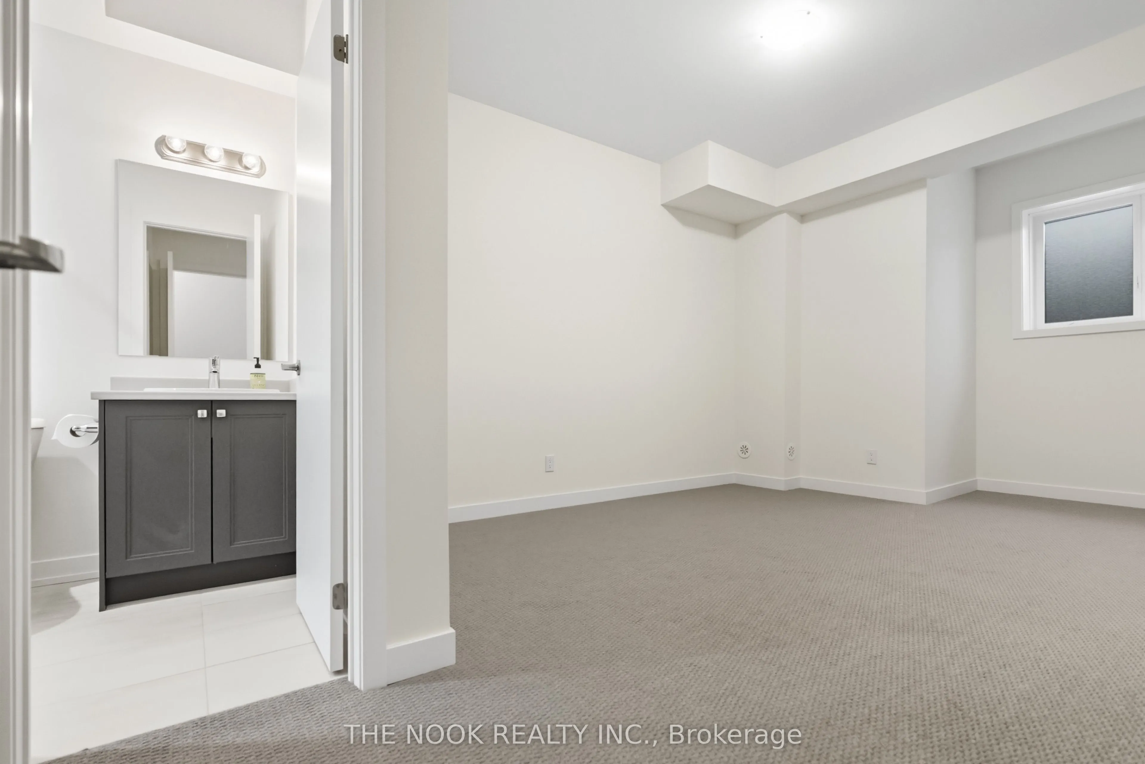 160 Densmore Road, #601