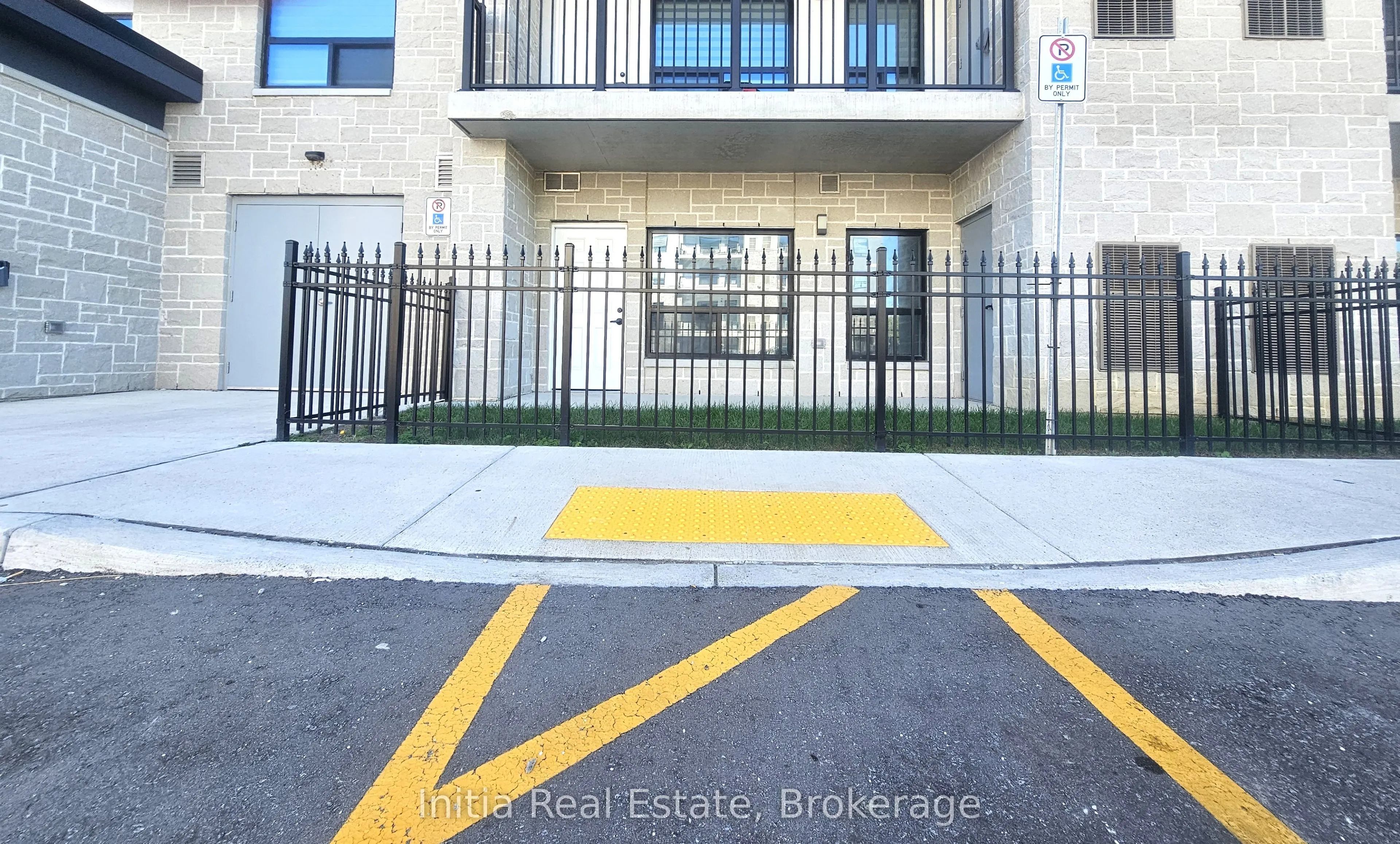 3320 Stella Crescent, #117