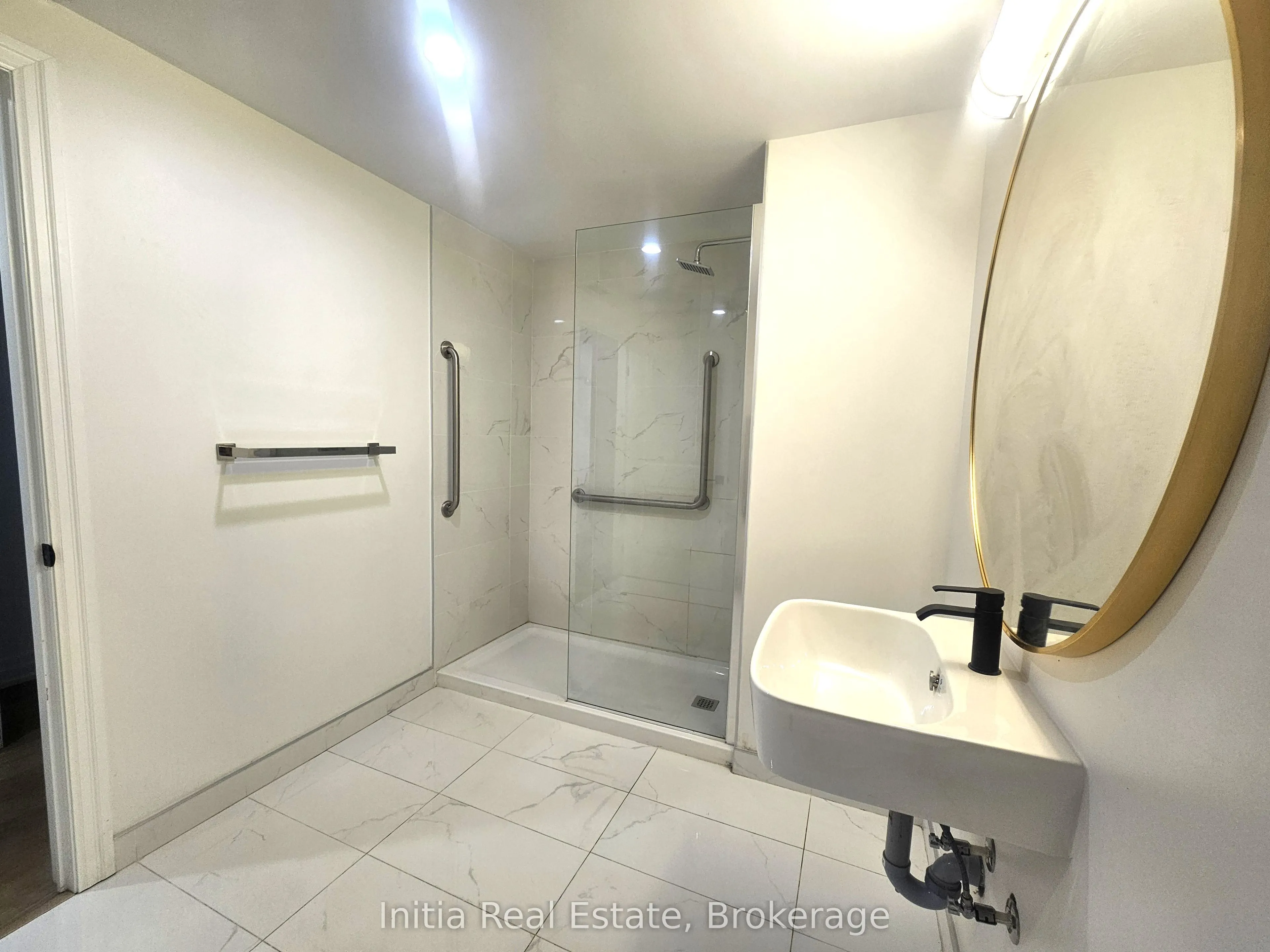 3320 Stella Crescent, #117