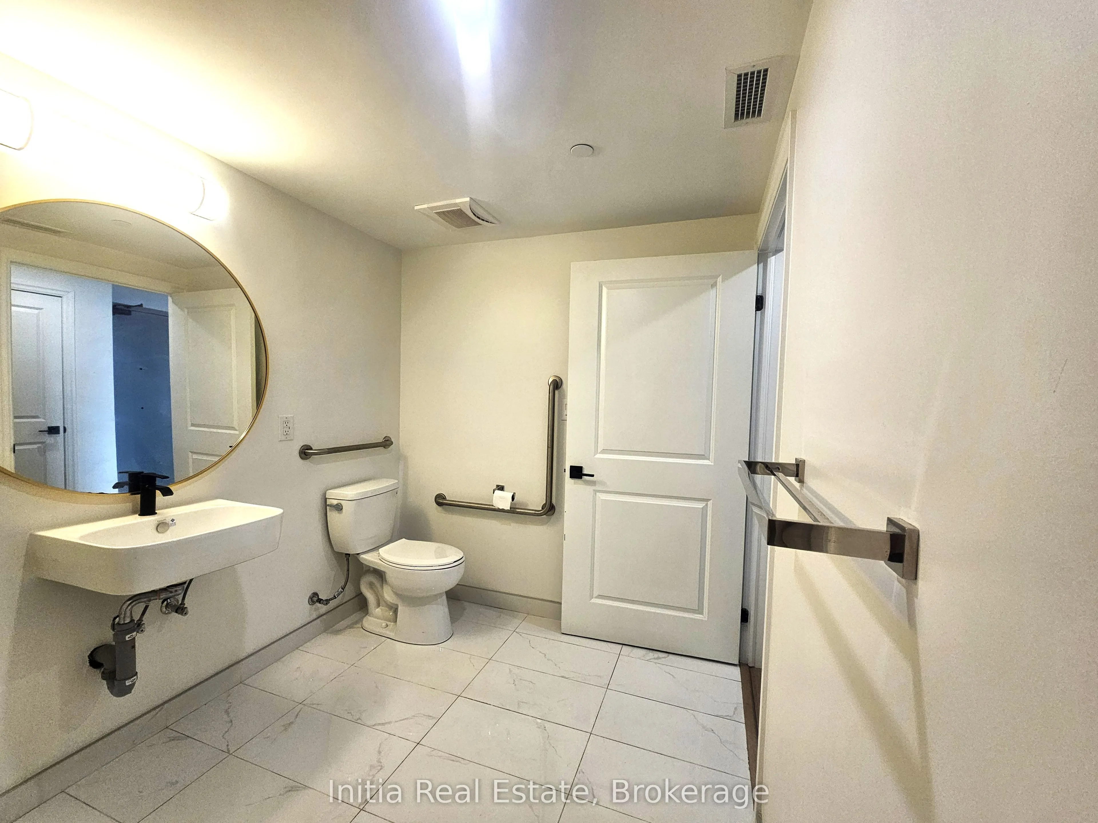 3320 Stella Crescent, #117