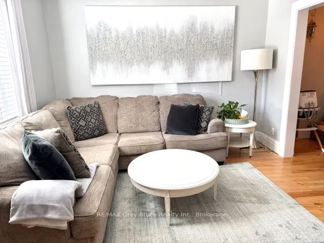 504 14th Street W