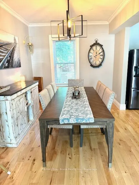 504 14th Street W