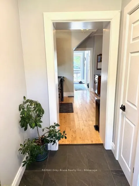 504 14th Street W