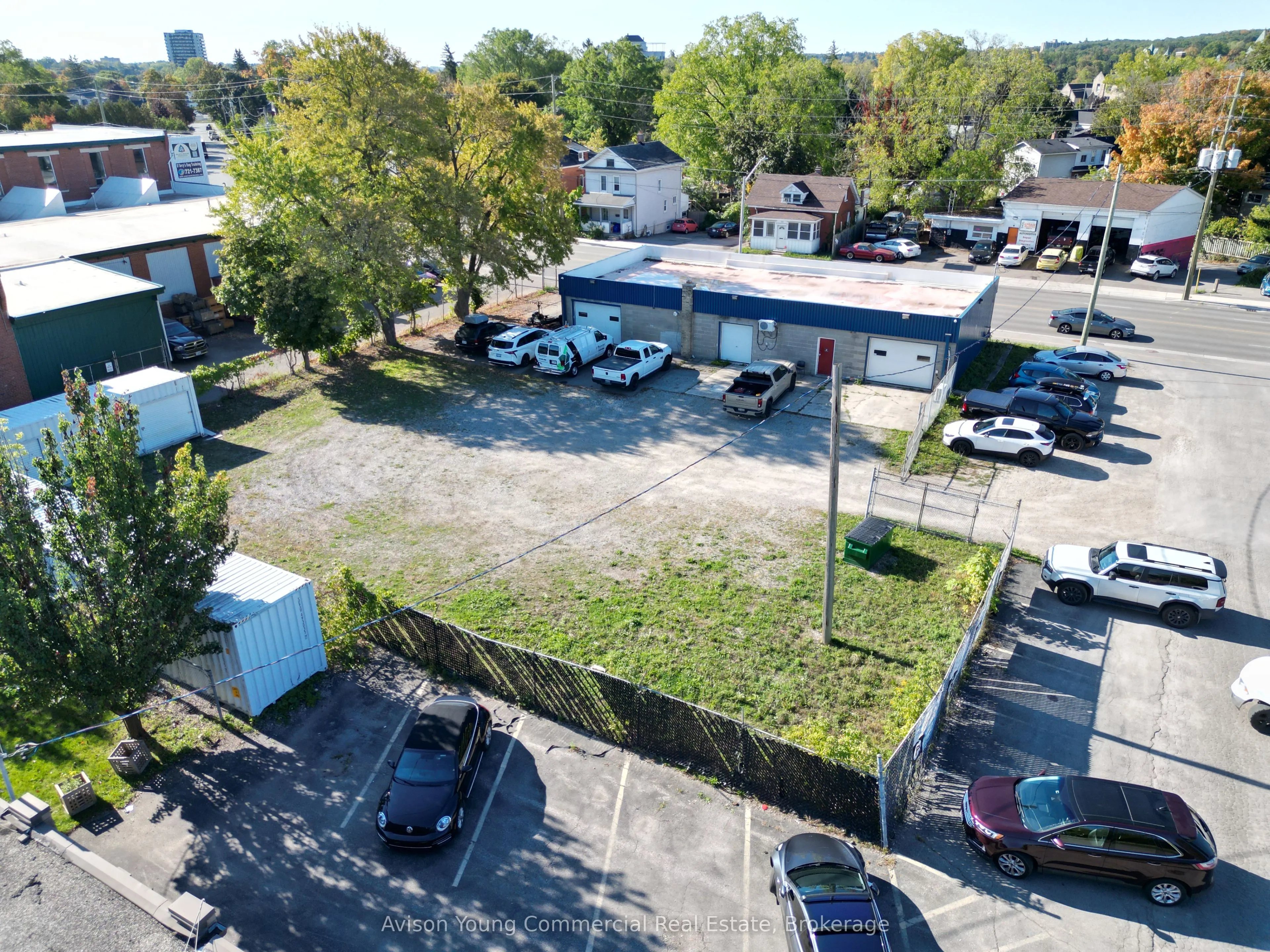 483 Dundas Street