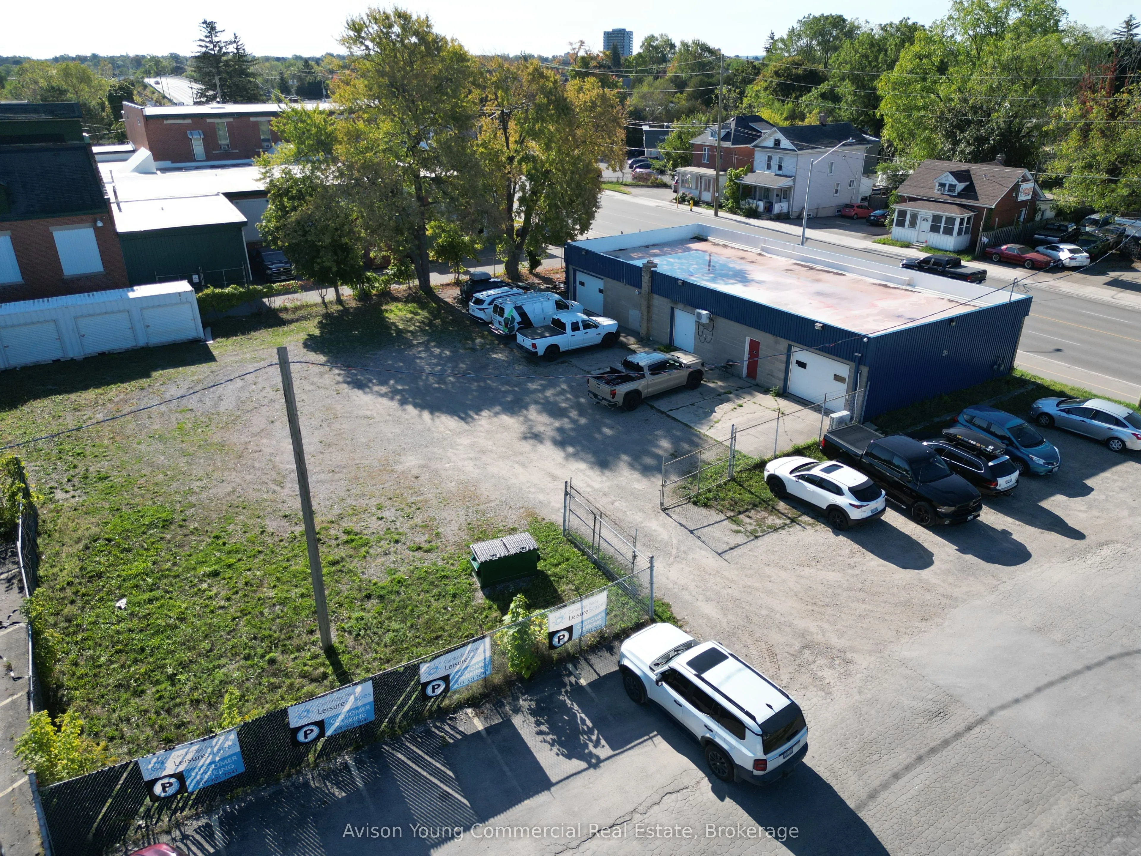 483 Dundas Street