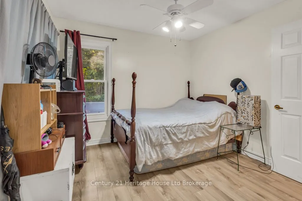 26 Seres Drive