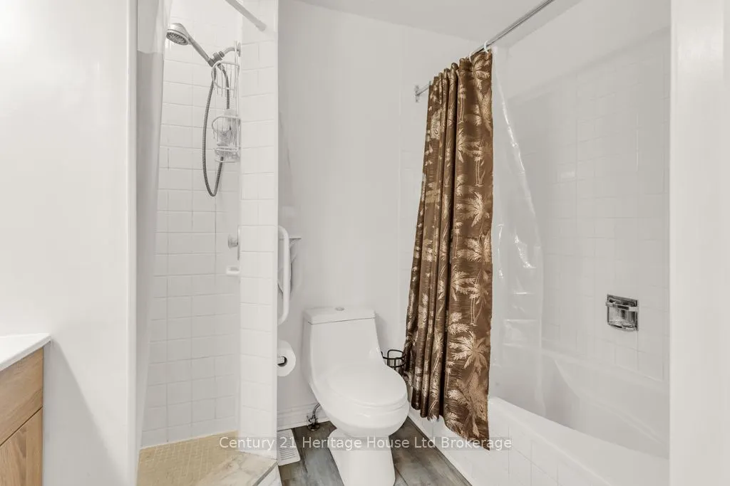 26 Seres Drive