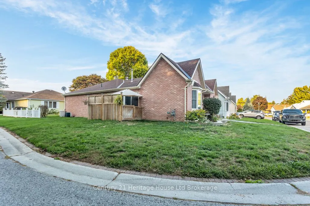 26 Seres Drive