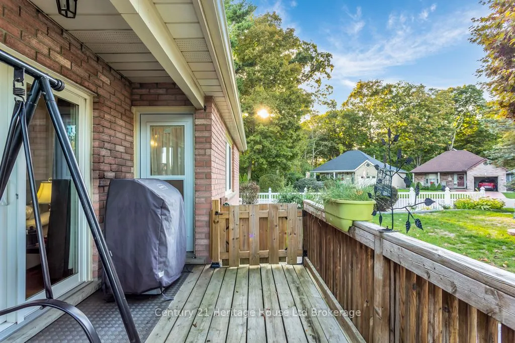 26 Seres Drive