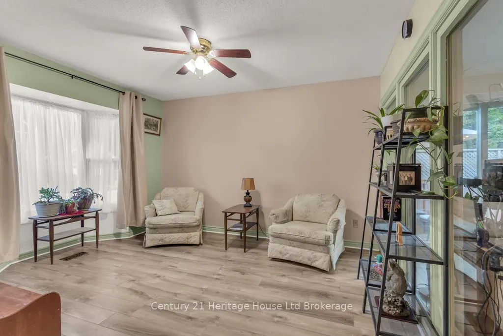 26 Seres Drive