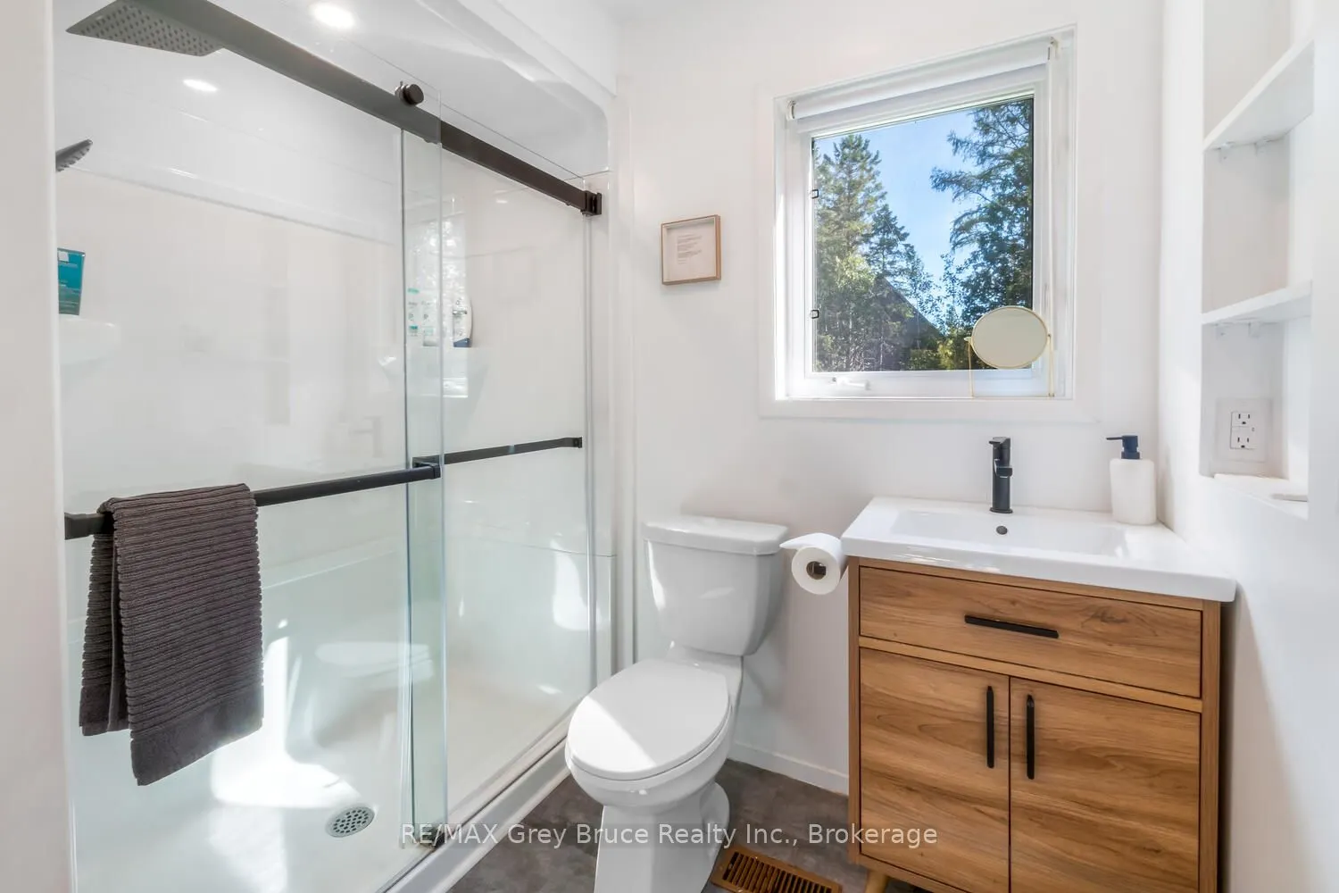 861 Pike Bay Road