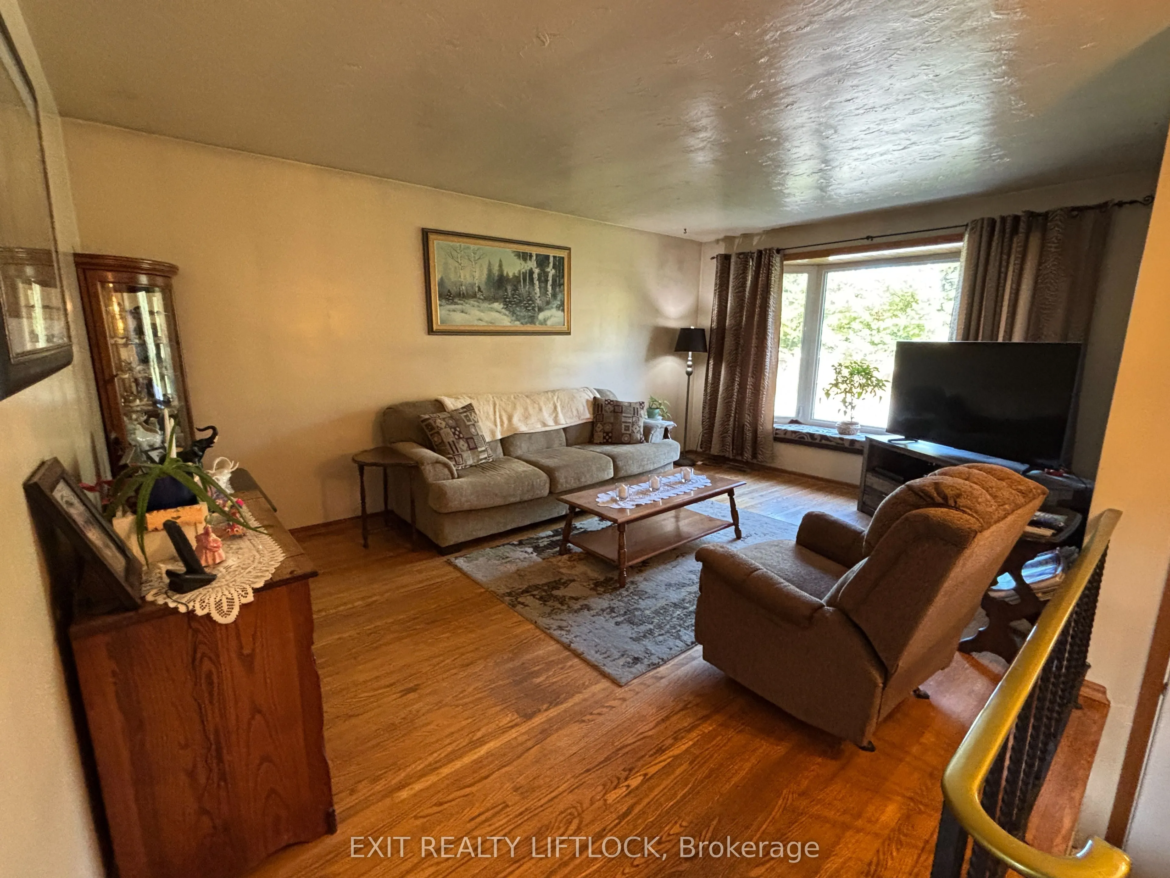 1276 Beavis Boulevard