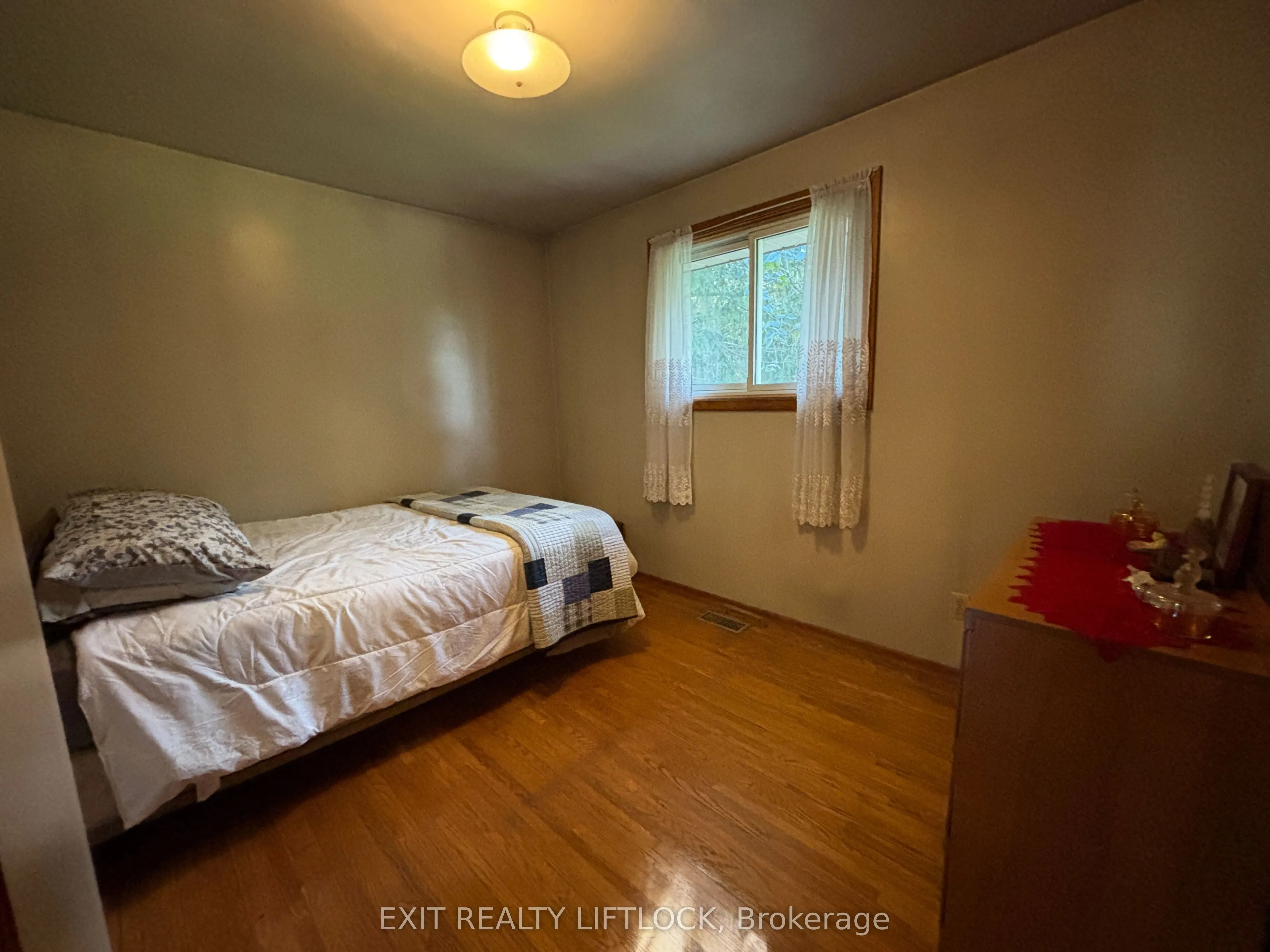 1276 Beavis Boulevard