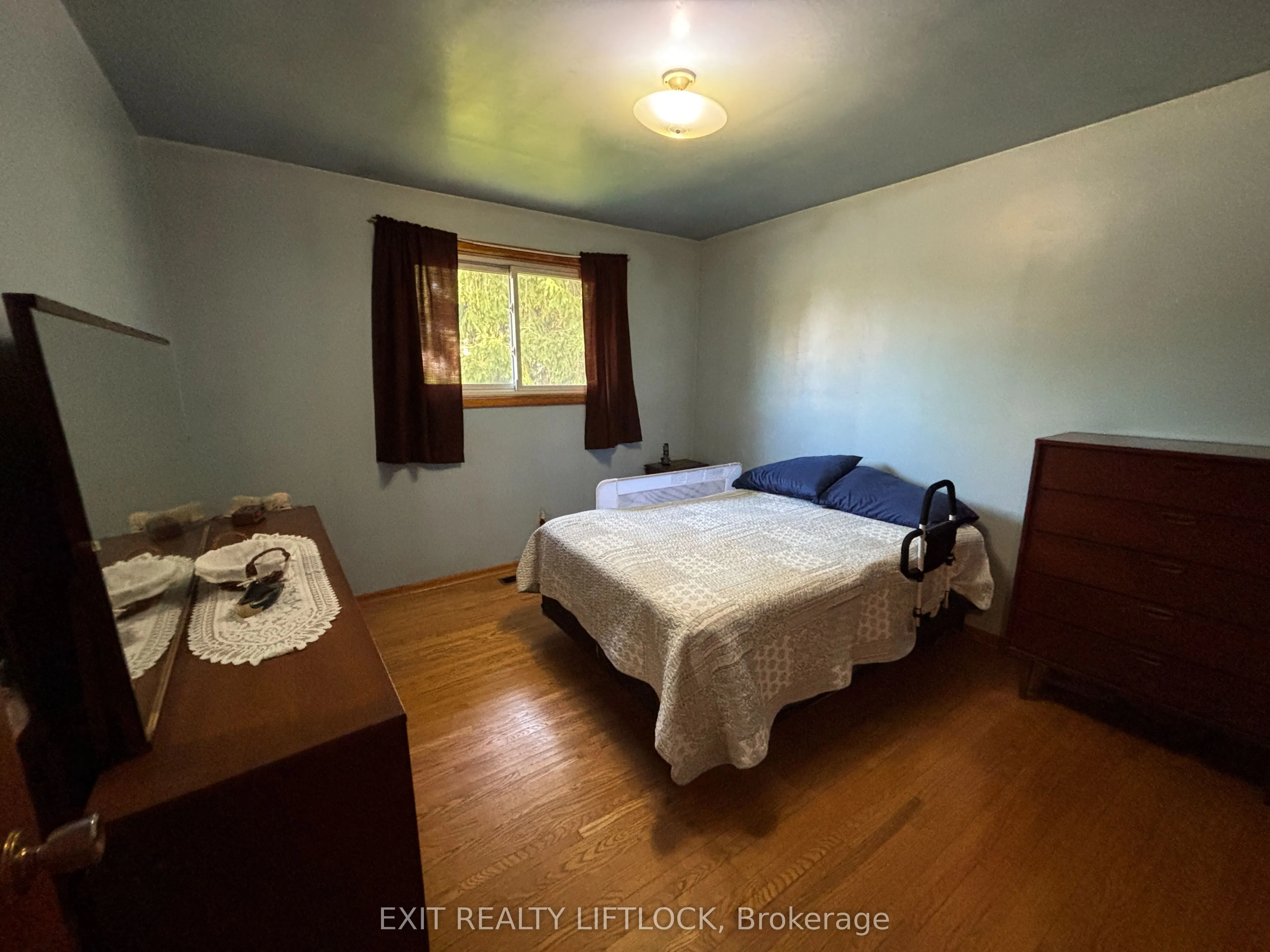 1276 Beavis Boulevard