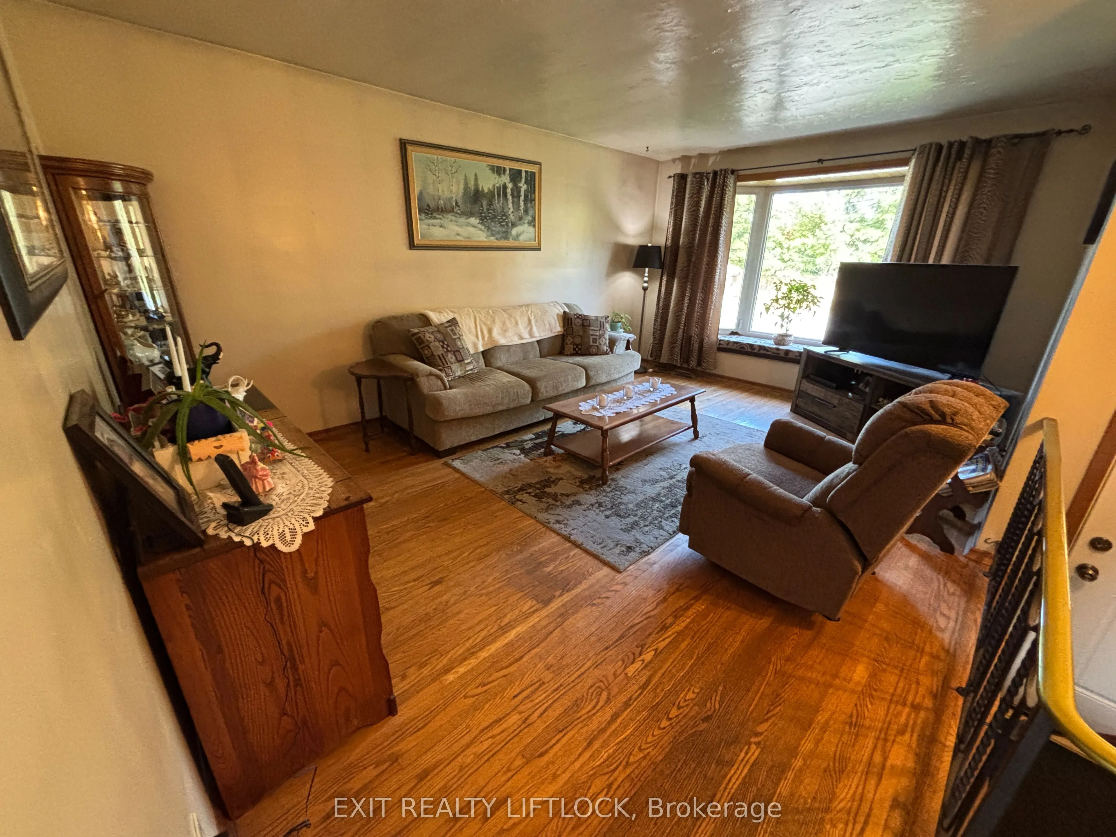 1276 Beavis Boulevard