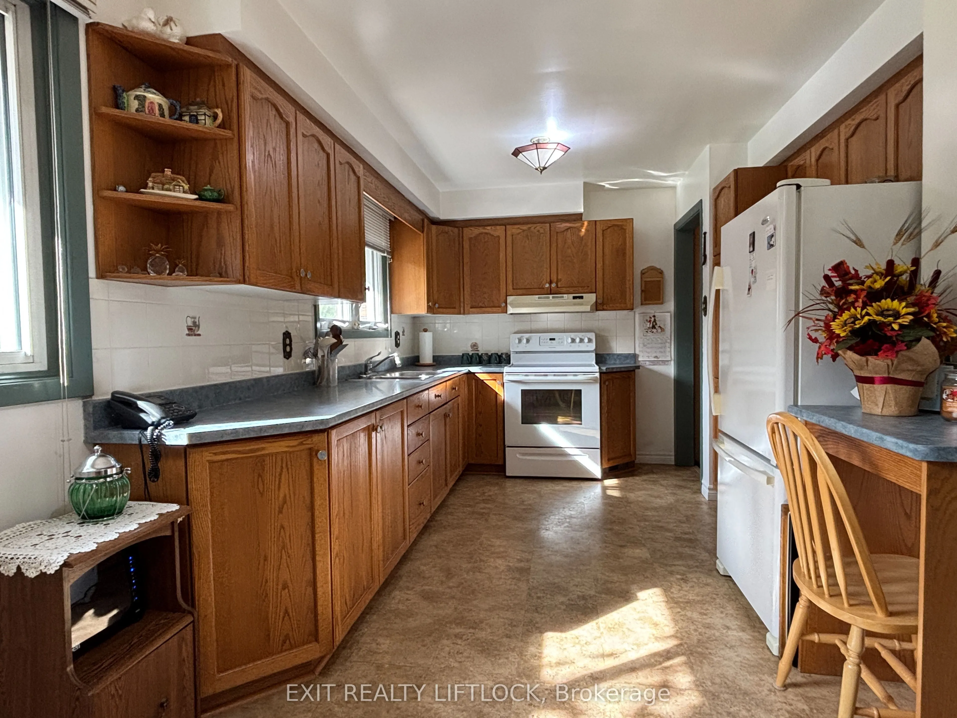 1276 Beavis Boulevard